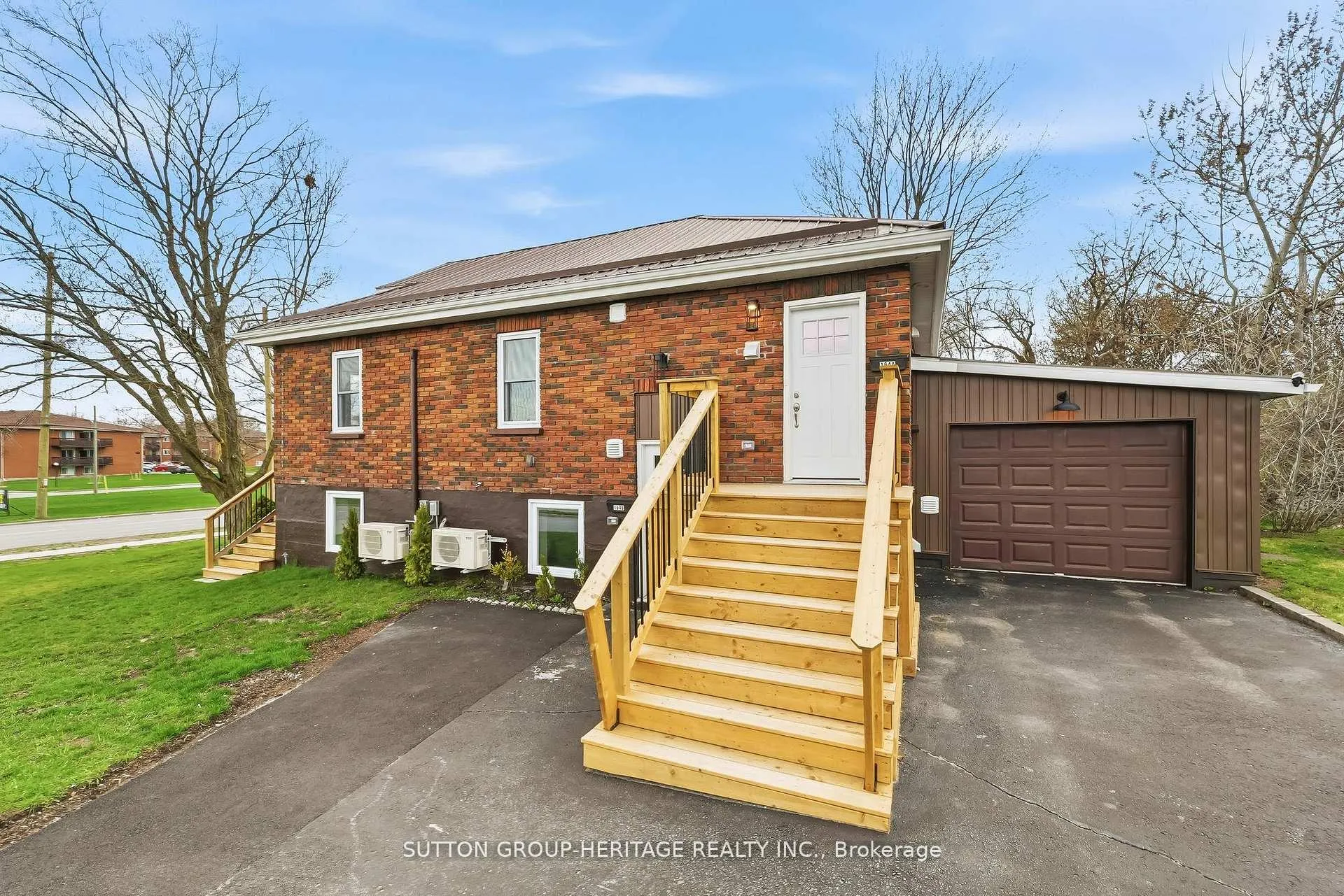Photo 19 of Unit Upper, 164 Dixon Drive, Quinte West, Trenton Ward — HOMEH