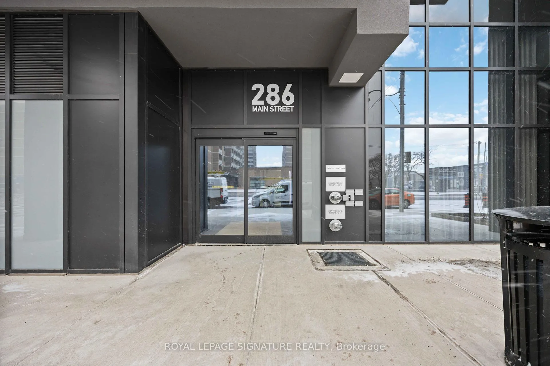 Photo 2 of Unit 2405, 286 Main Street, Toronto, East End-Danforth — HOMEH