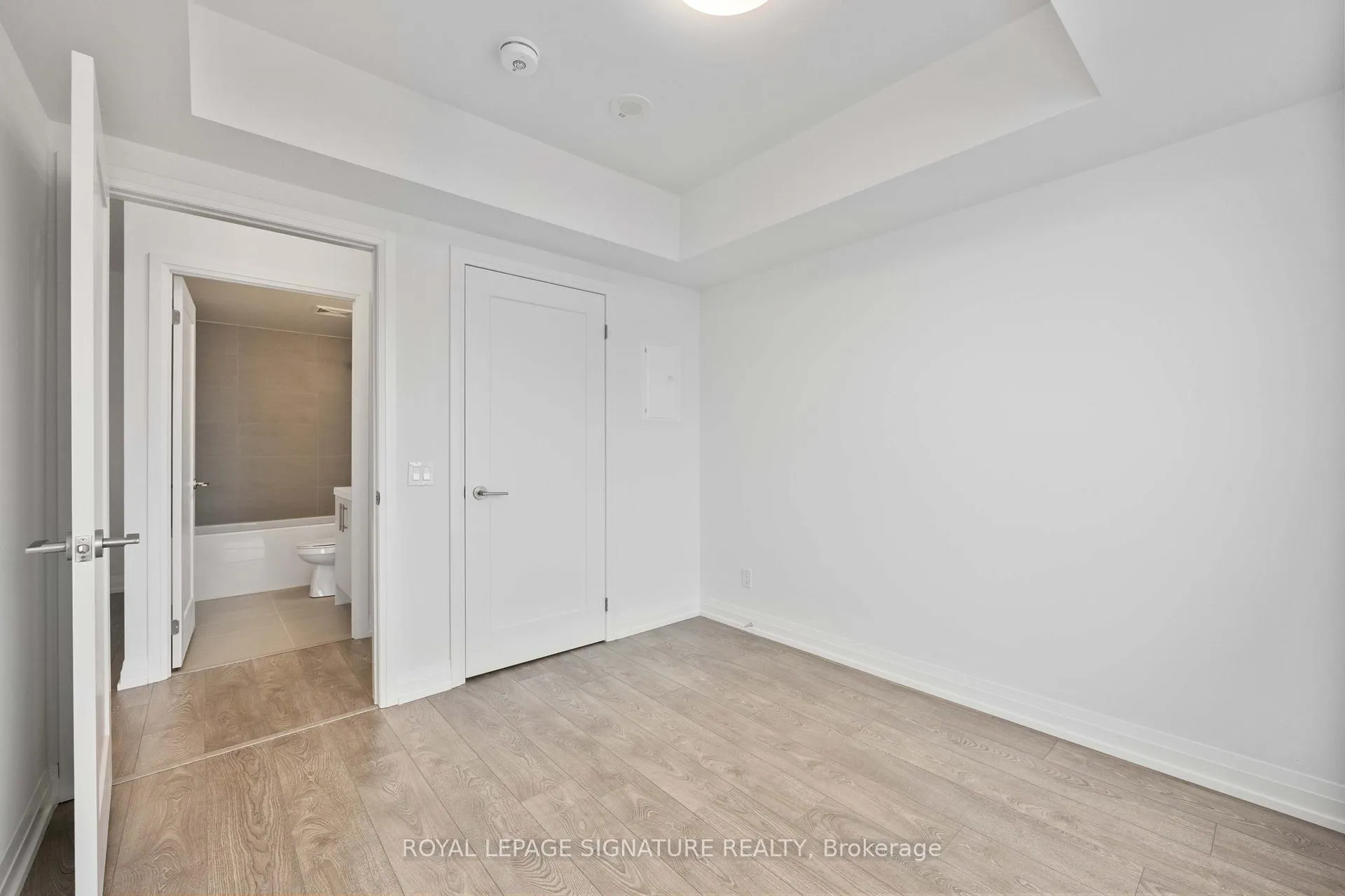 Photo 25 of Unit 2405, 286 Main Street, Toronto, East End-Danforth — HOMEH