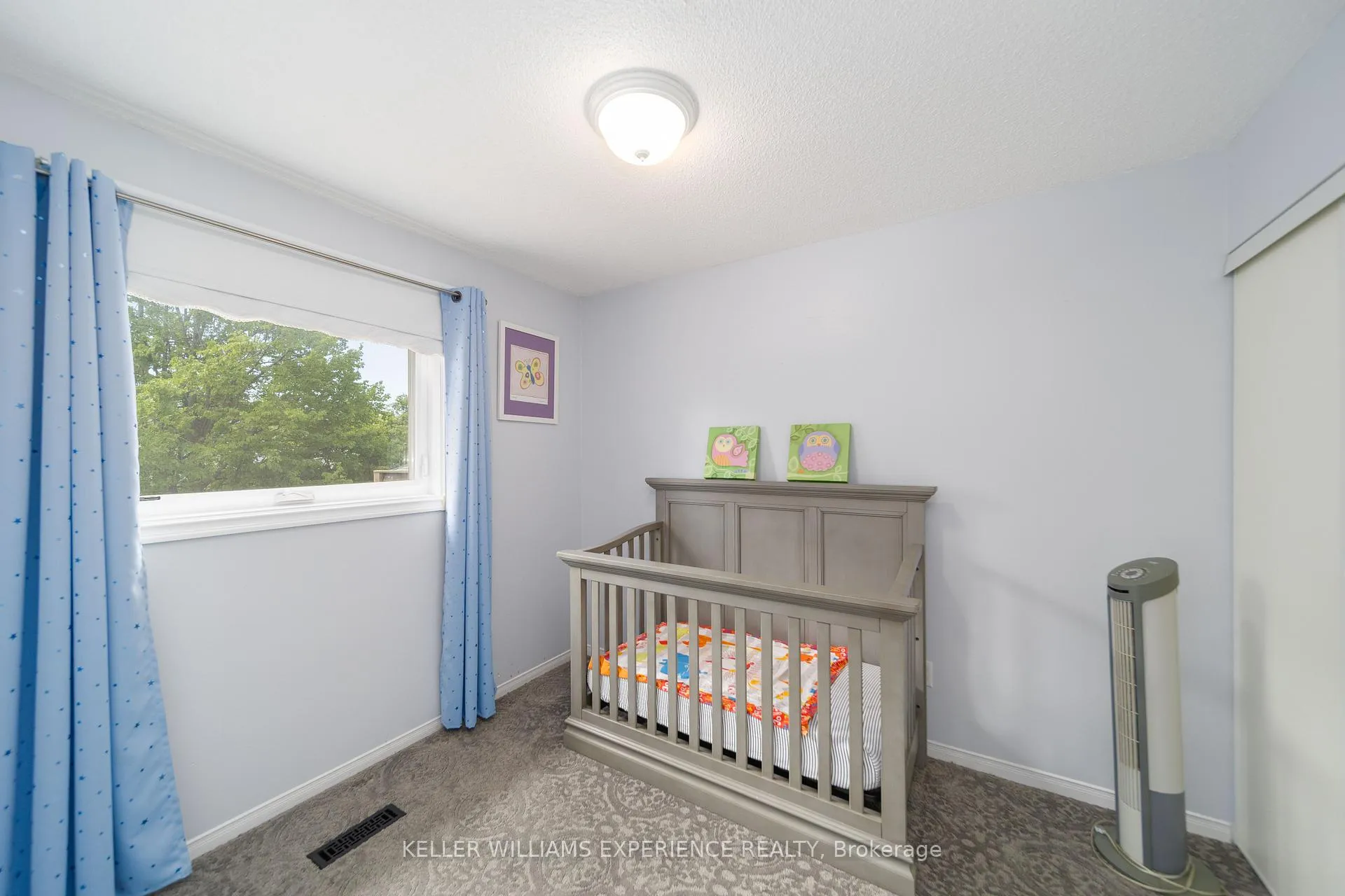 Photo 13 of 93 Athabaska Road, Barrie, Holly — HOMEH