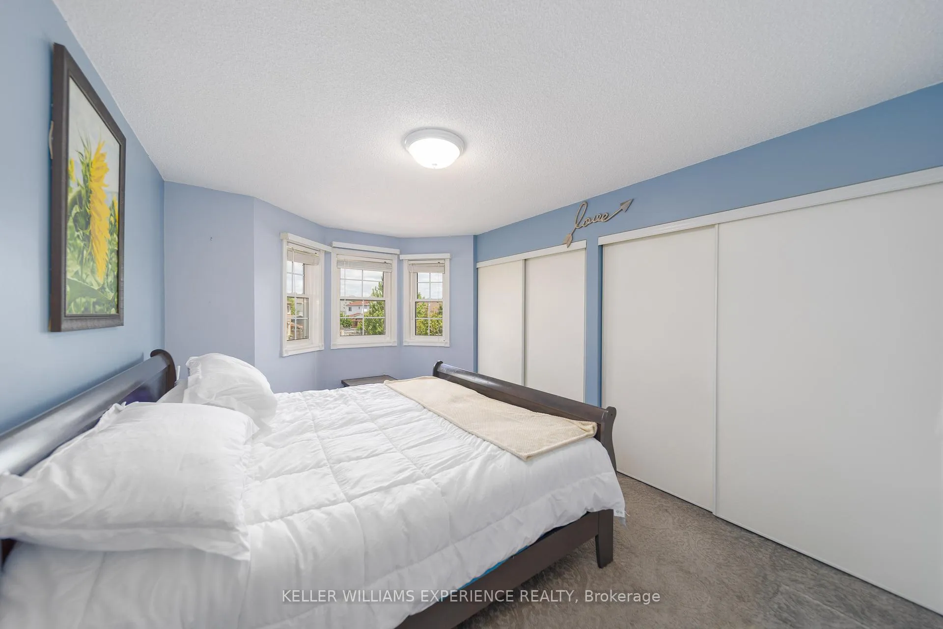 Photo 16 of 93 Athabaska Road, Barrie, Holly — HOMEH
