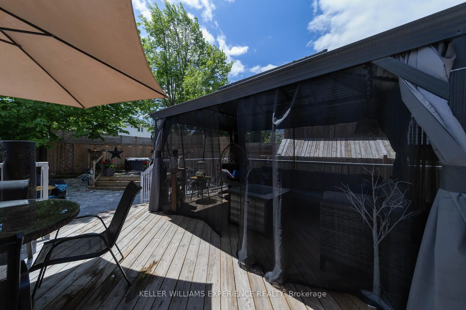 Photo 24 of 93 Athabaska Road, Barrie, Holly — HOMEH