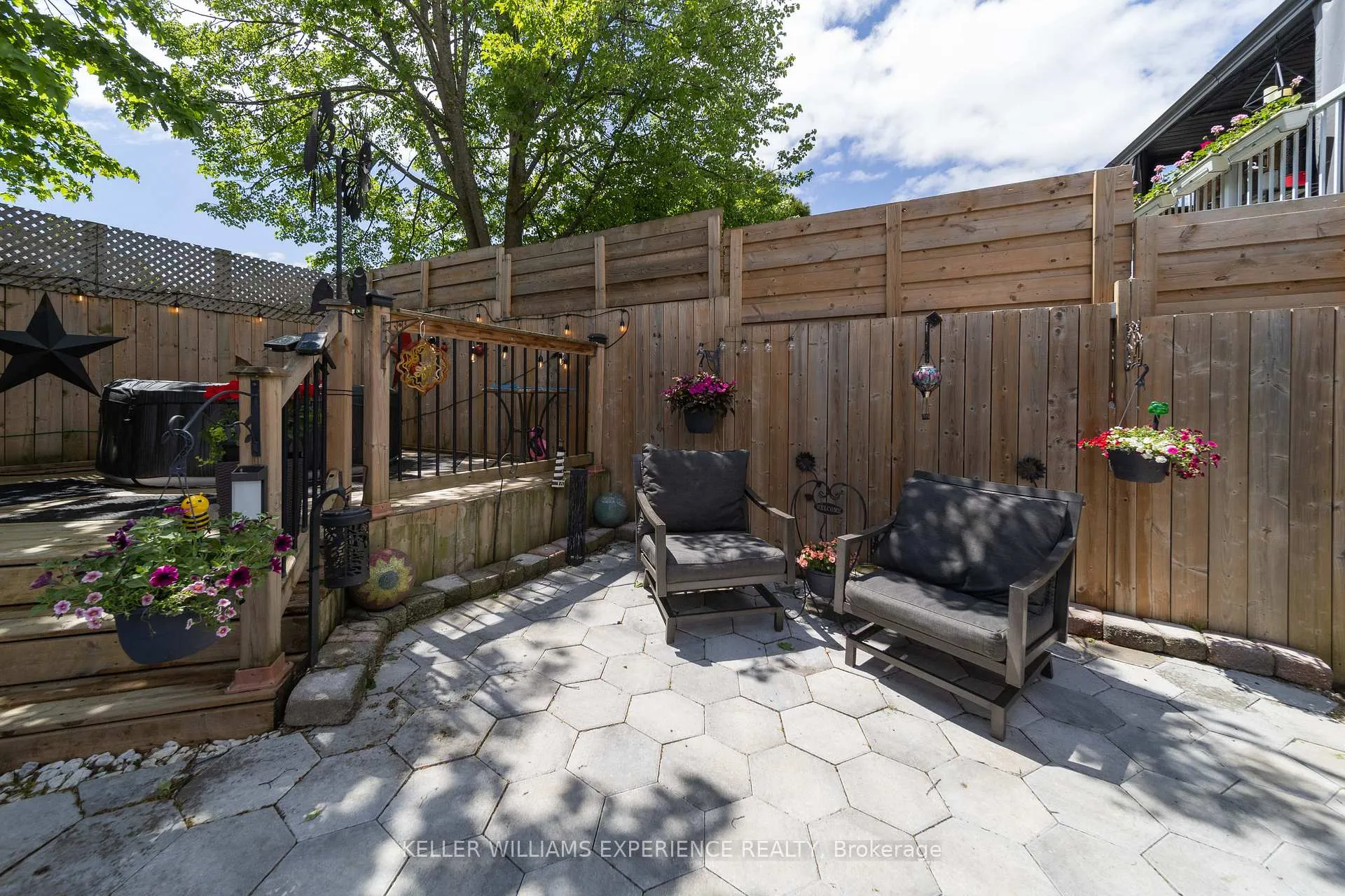 Photo 29 of 93 Athabaska Road, Barrie, Holly — HOMEH