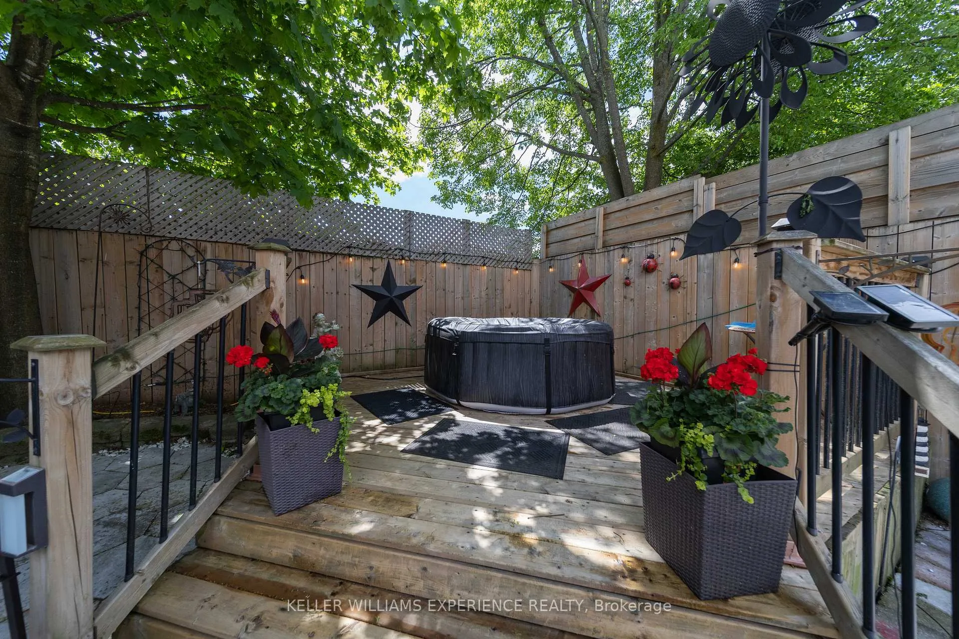 Photo 30 of 93 Athabaska Road, Barrie, Holly — HOMEH