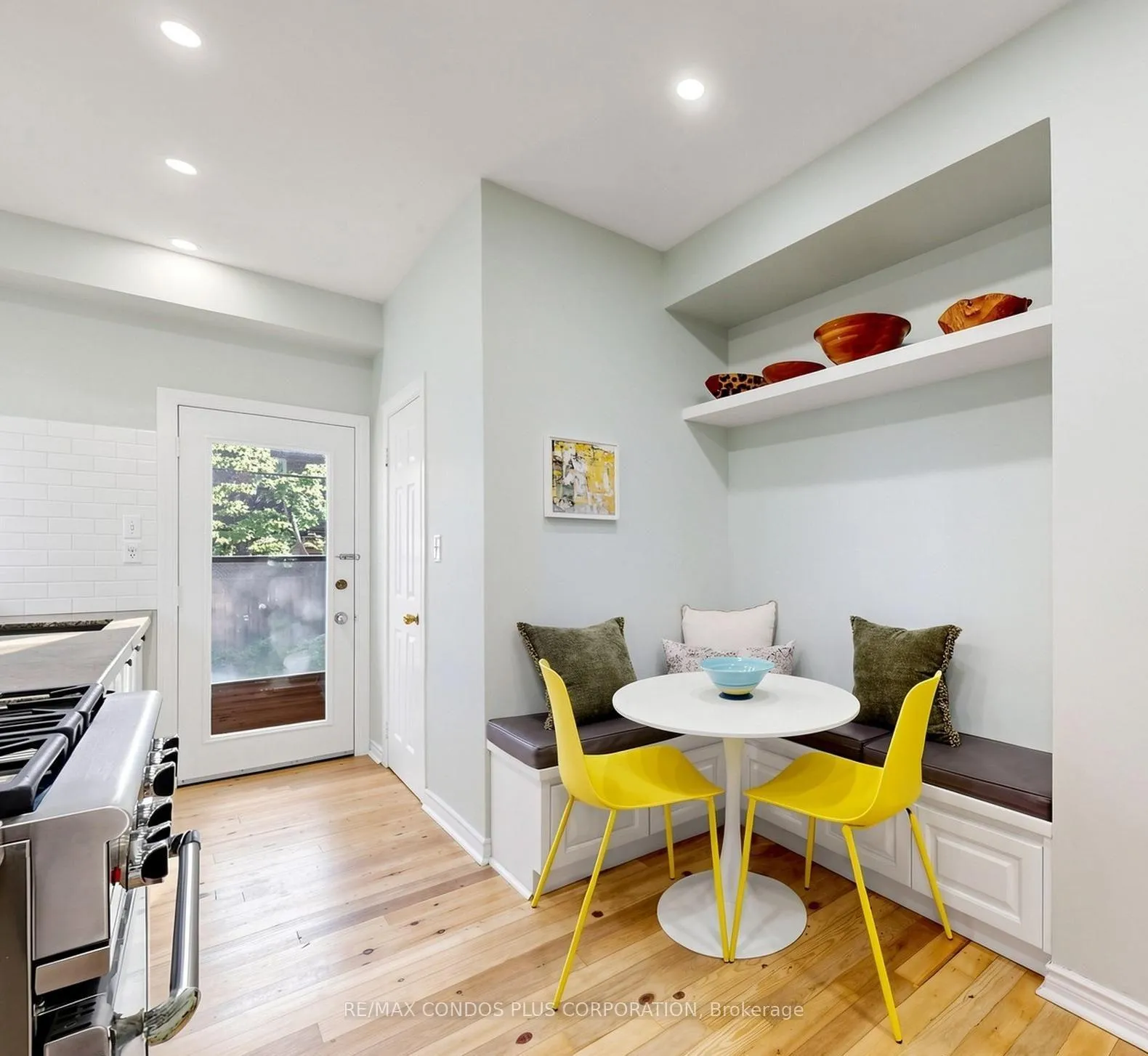 Photo 10 of 212 Albany Avenue, Toronto, The Annex — HOMEH