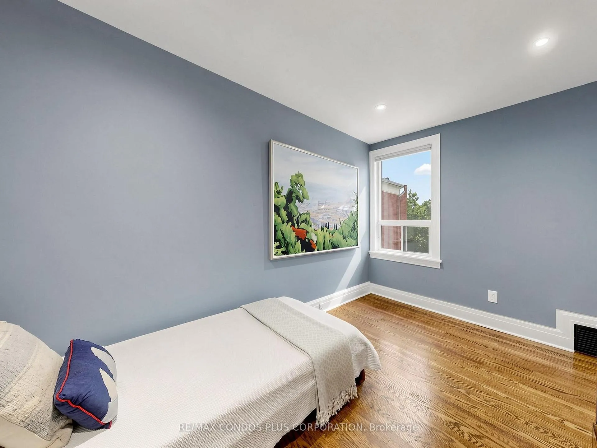 Photo 16 of 212 Albany Avenue, Toronto, The Annex — HOMEH