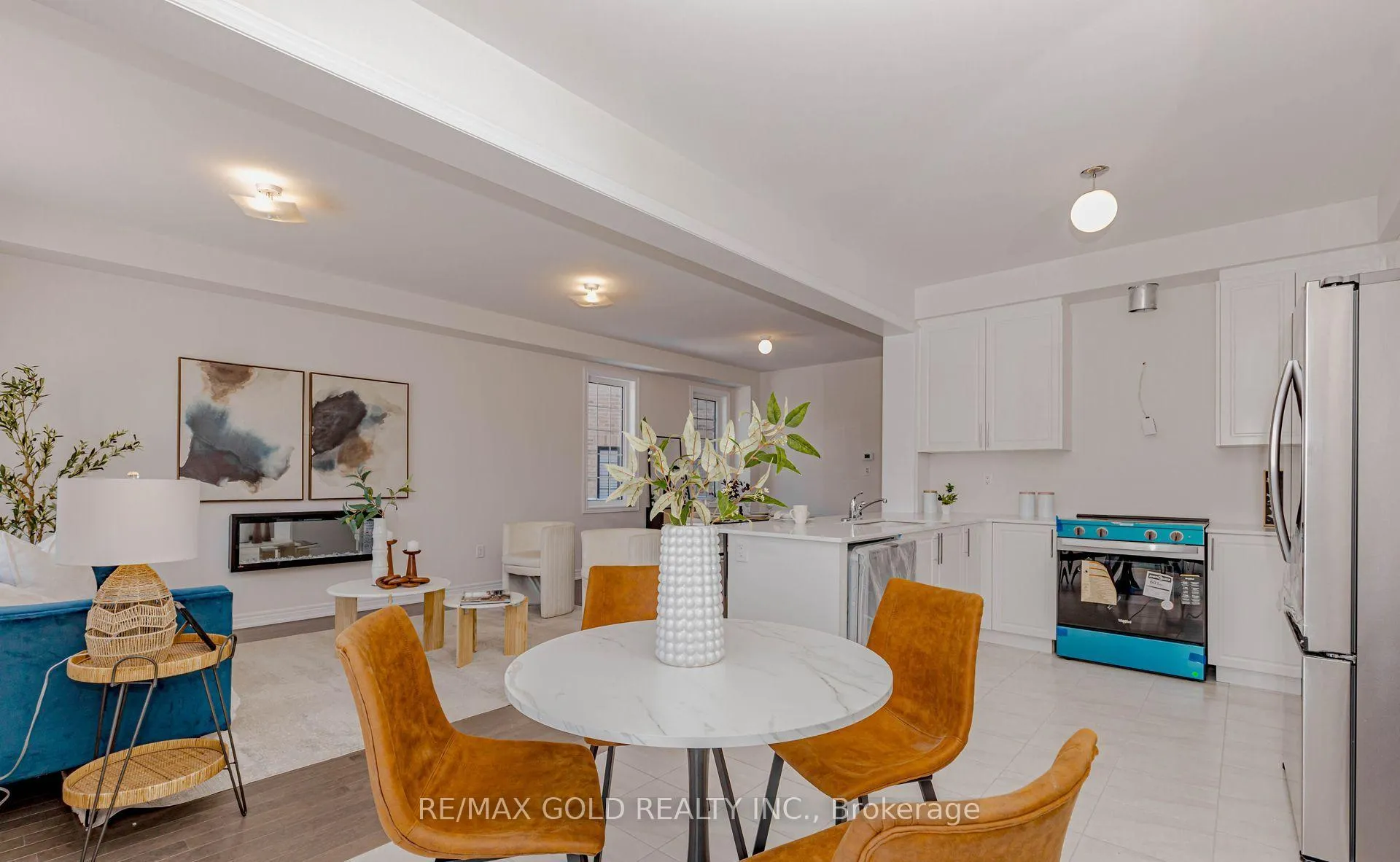 Photo 20 of 25 Sapwood Crescent, Brampton, Snelgrove — HOMEH