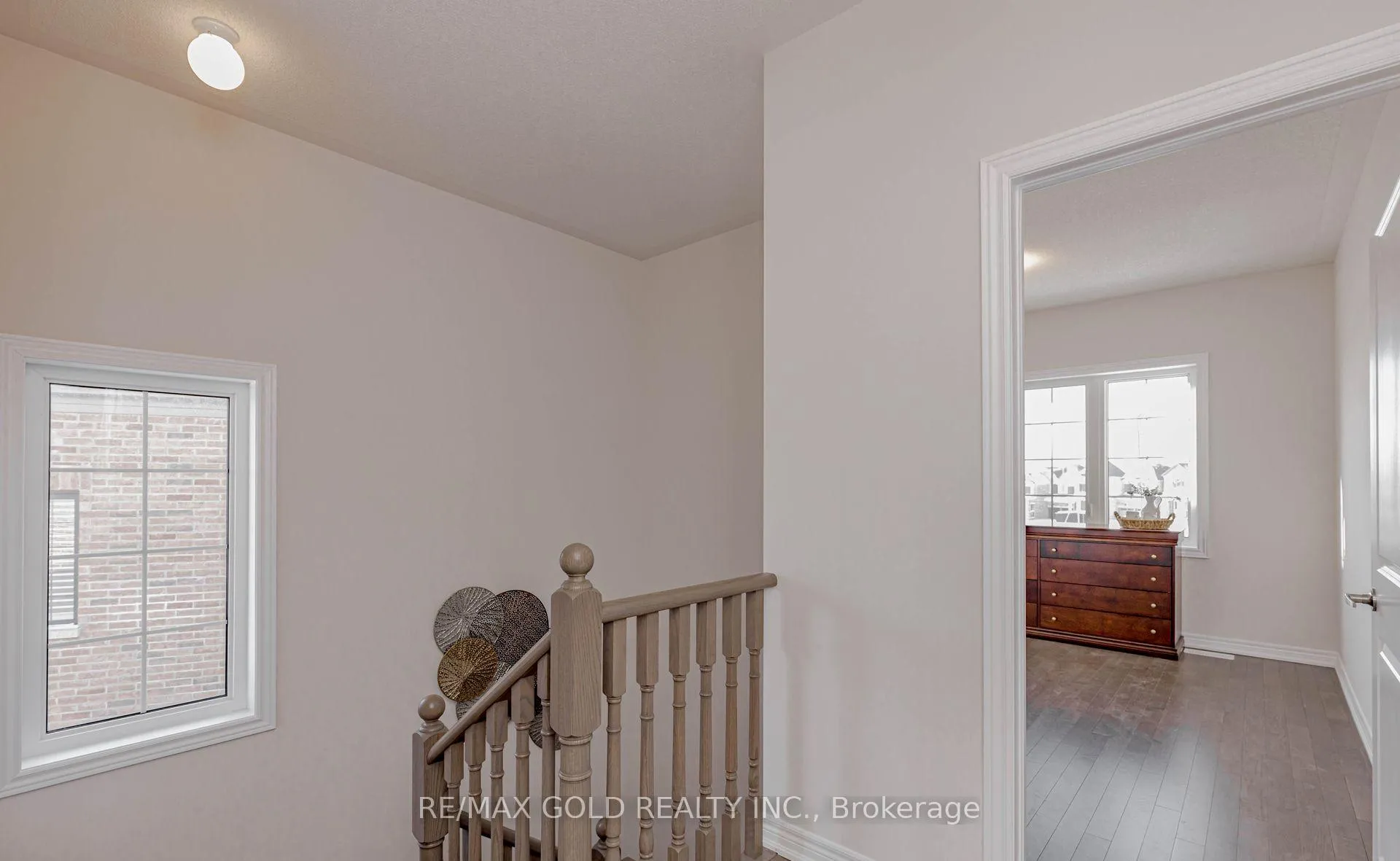 Photo 24 of 25 Sapwood Crescent, Brampton, Snelgrove — HOMEH