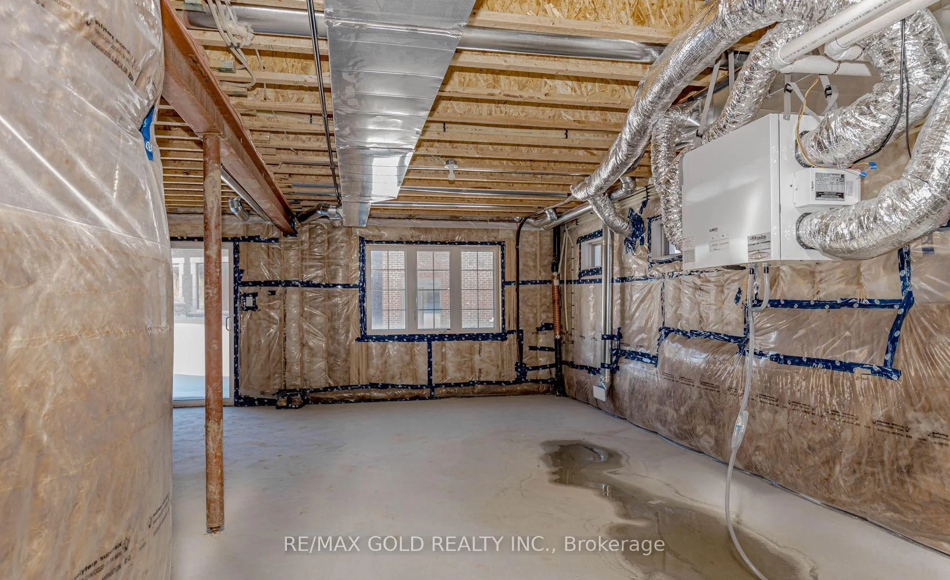 Photo 37 of 25 Sapwood Crescent, Brampton, Snelgrove — HOMEH