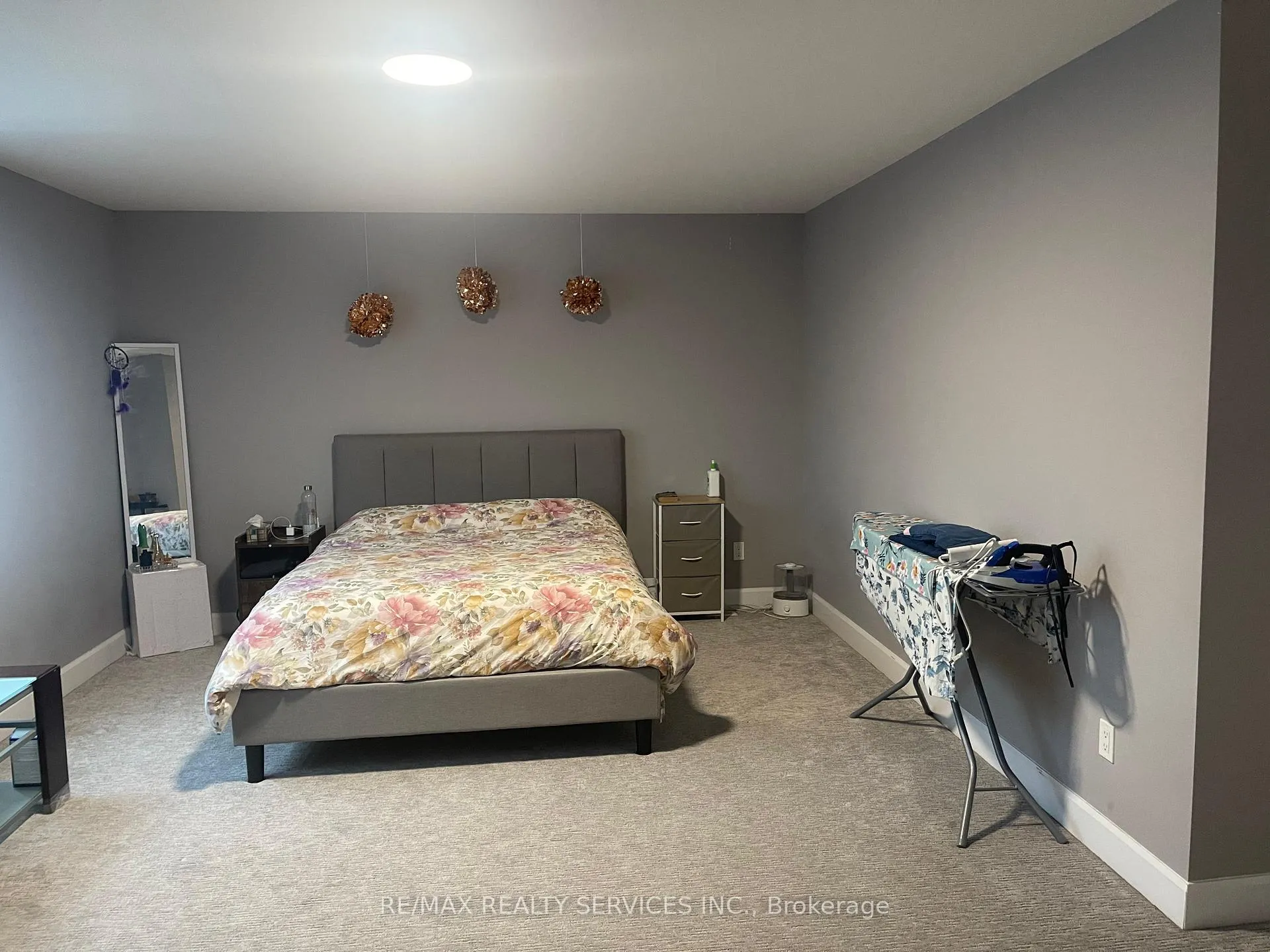 Photo 10 of 1573 Dylan Street, London, East D — HOMEH