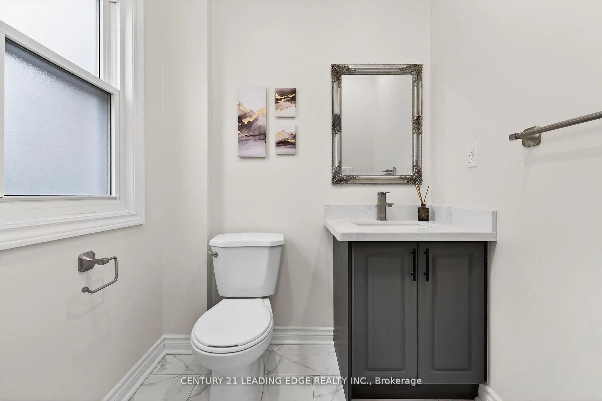 Photo 20 of 90 Park Road S, Oshawa, Vanier — HOMEH
