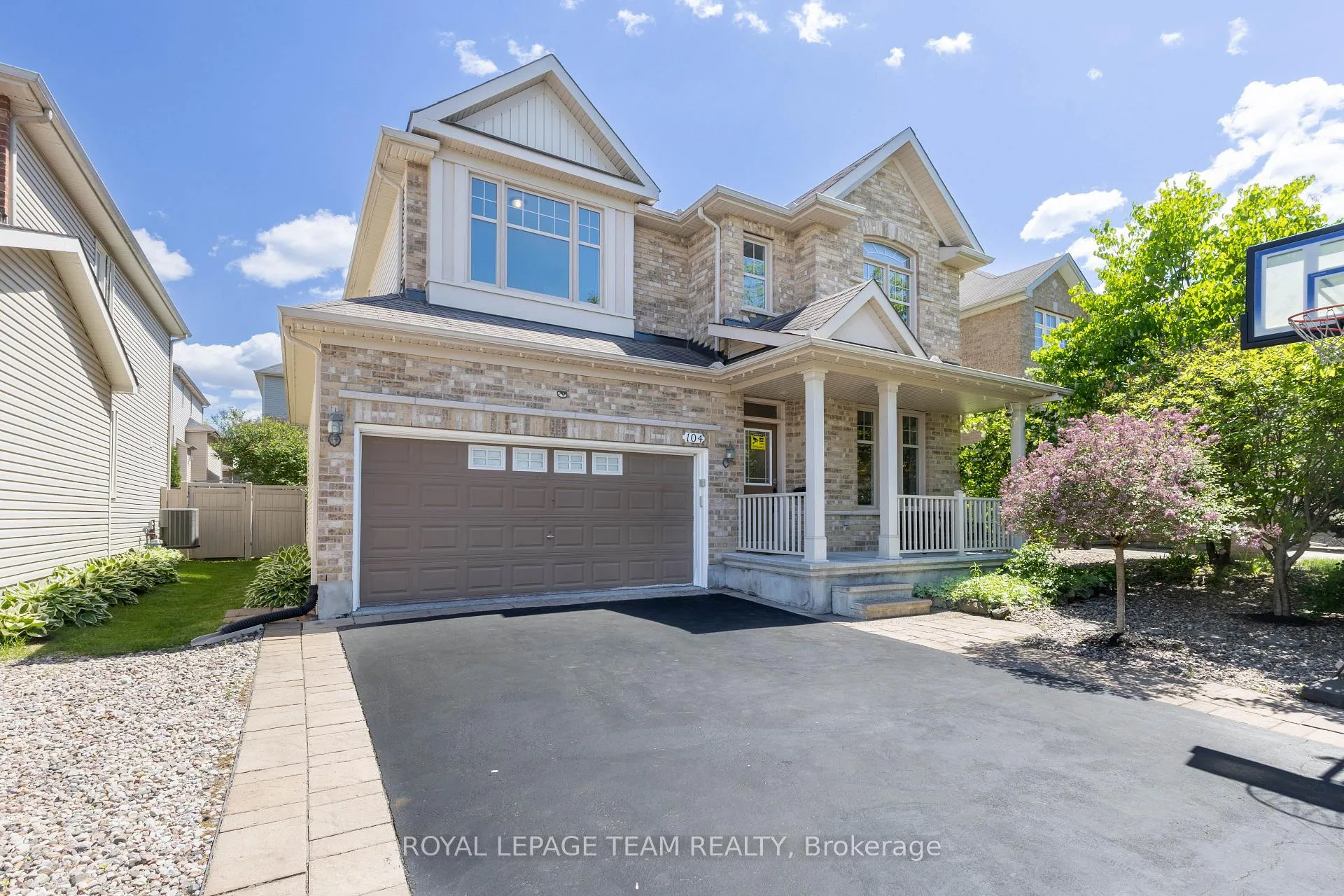 Photo 2 of 104 Panisset Avenue, Ottawa, Kanata - Kanata Lakes/Heritage Hills — HOMEH