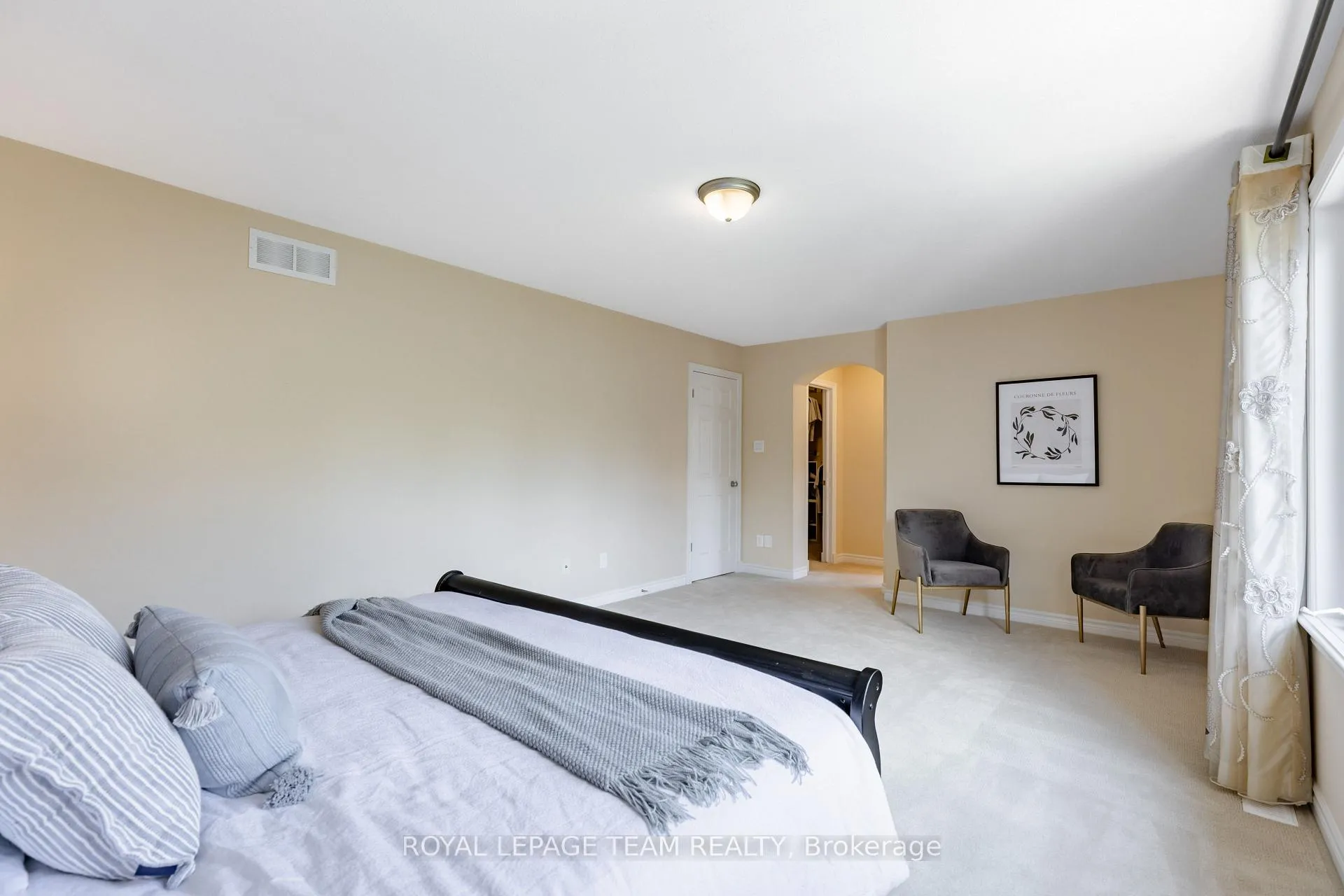 Photo 26 of 104 Panisset Avenue, Ottawa, Kanata - Kanata Lakes/Heritage Hills — HOMEH