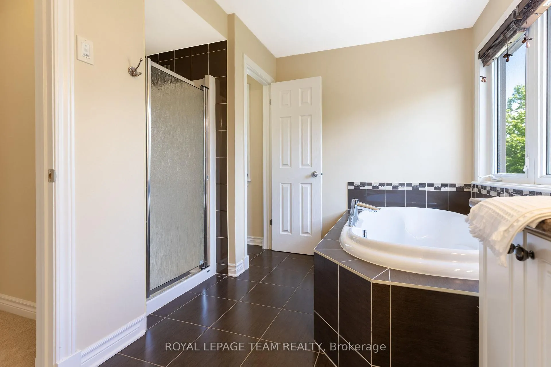 Photo 28 of 104 Panisset Avenue, Ottawa, Kanata - Kanata Lakes/Heritage Hills — HOMEH