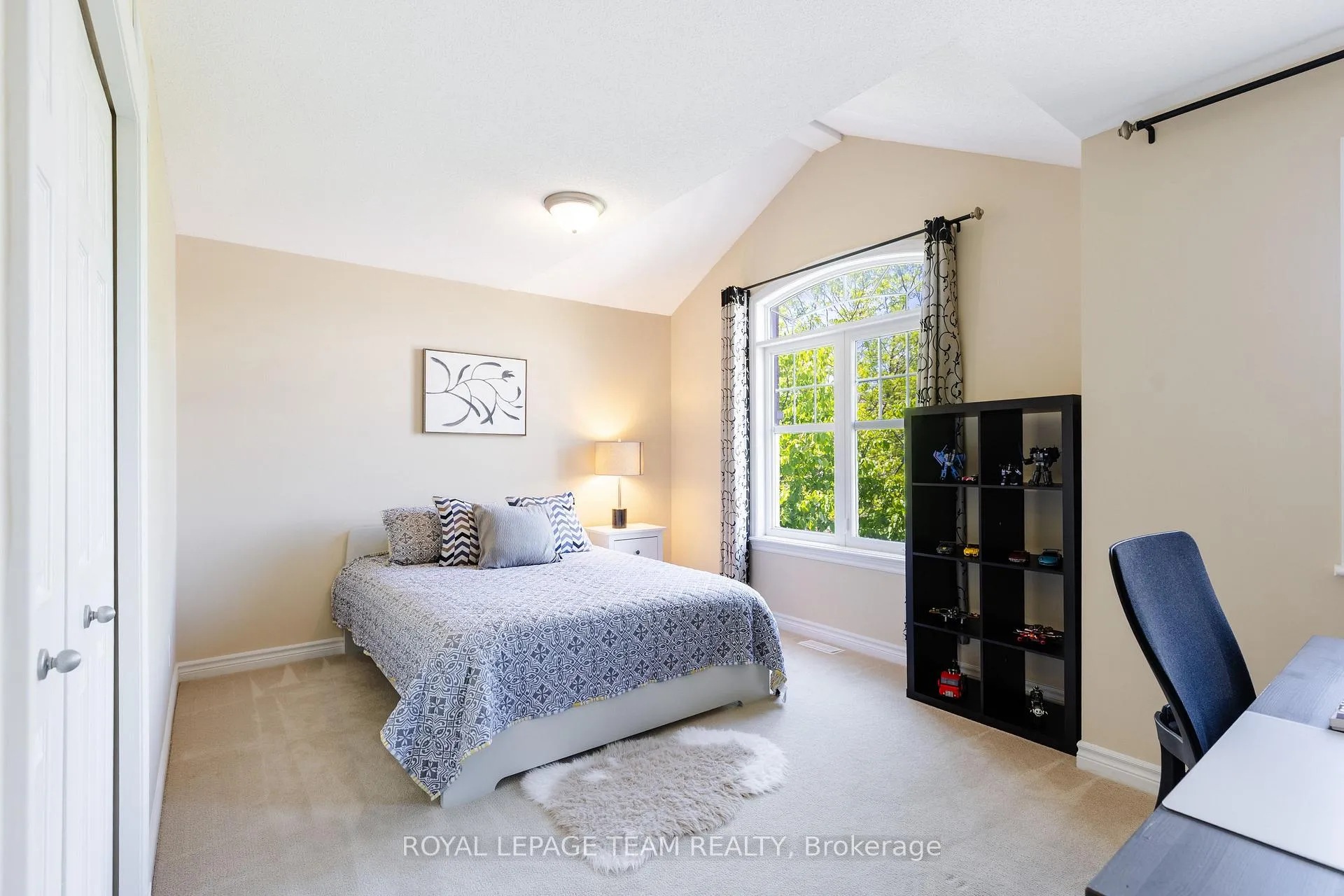 Photo 34 of 104 Panisset Avenue, Ottawa, Kanata - Kanata Lakes/Heritage Hills — HOMEH