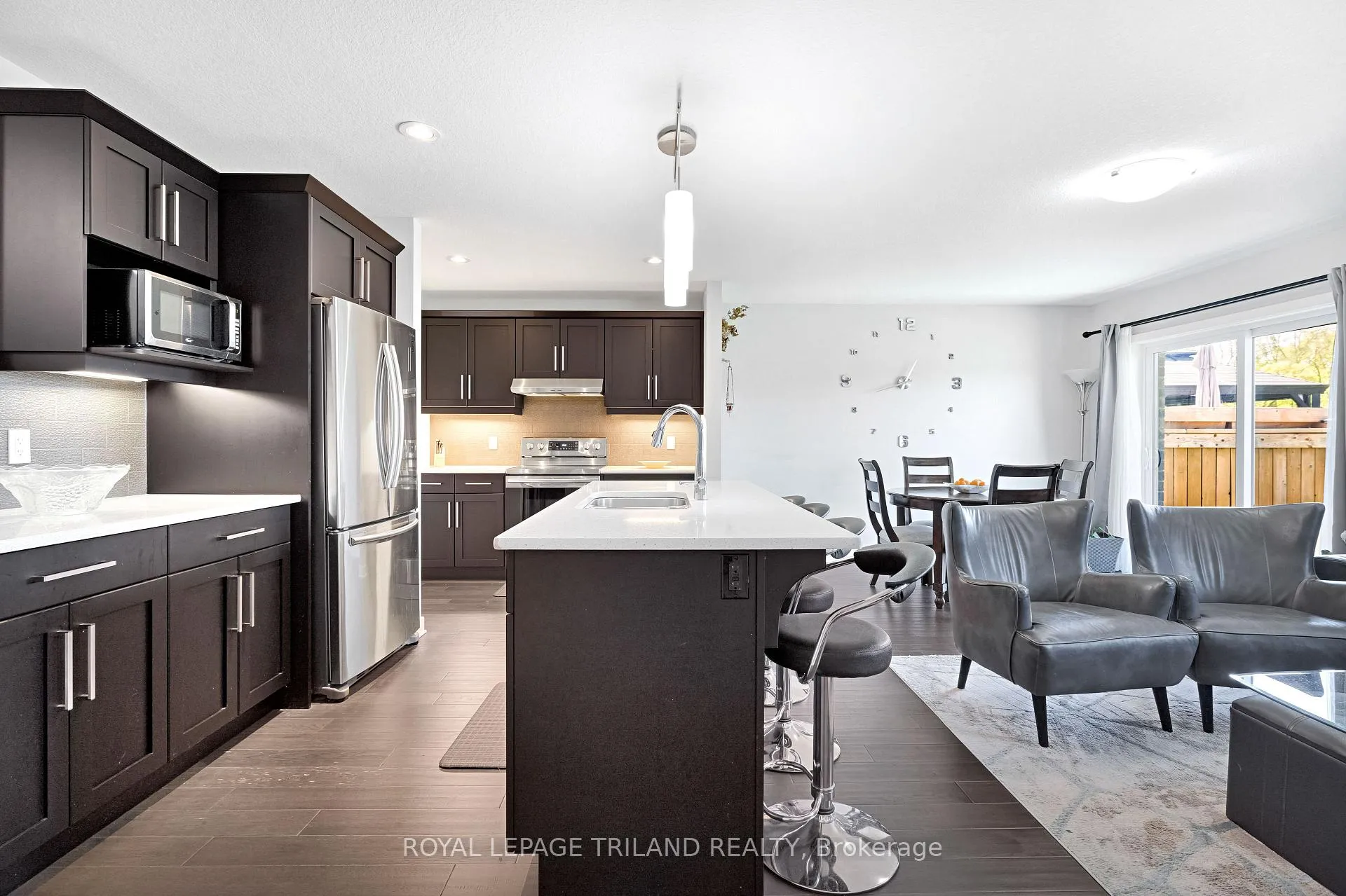 Photo 7 of 114 Benjamin Parkway, St. Thomas — HOMEH