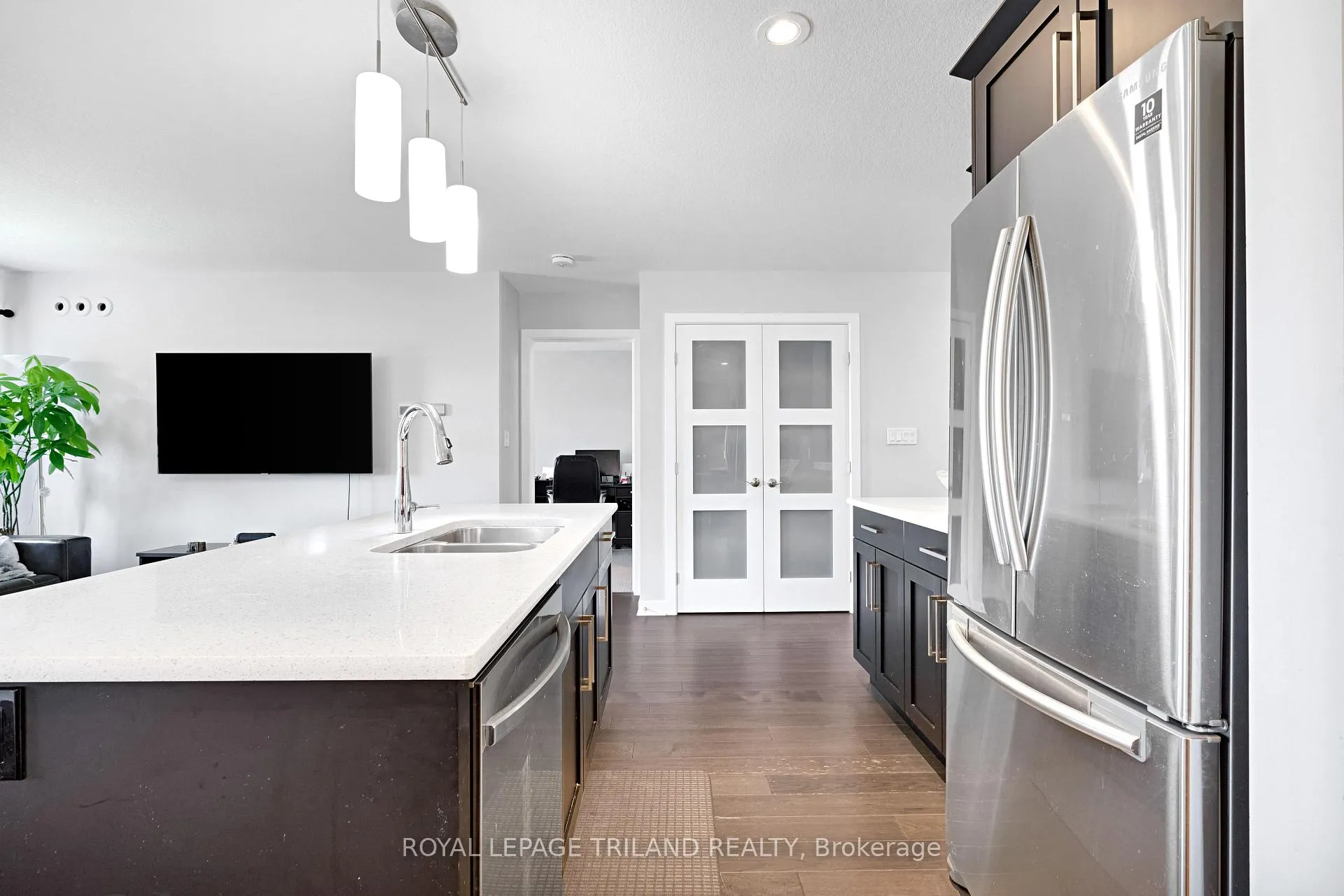 Photo 12 of 114 Benjamin Parkway, St. Thomas — HOMEH