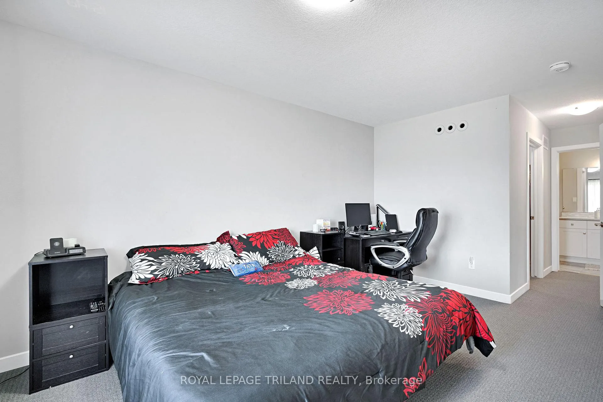 Photo 21 of 114 Benjamin Parkway, St. Thomas — HOMEH