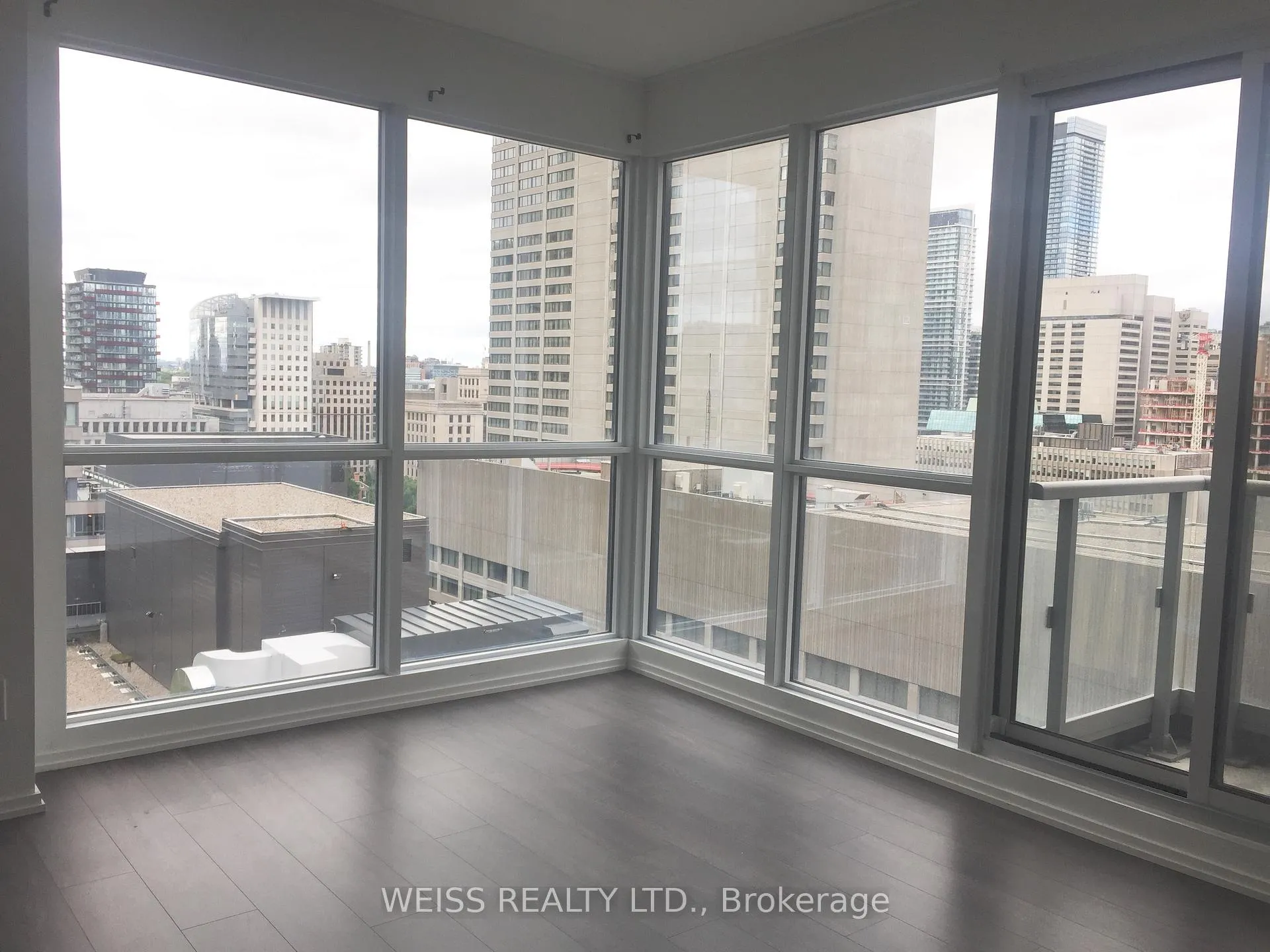 Photo 2 of Unit 1815, 70 Temperance Street, Toronto, Bay Street Corridor — HOMEH