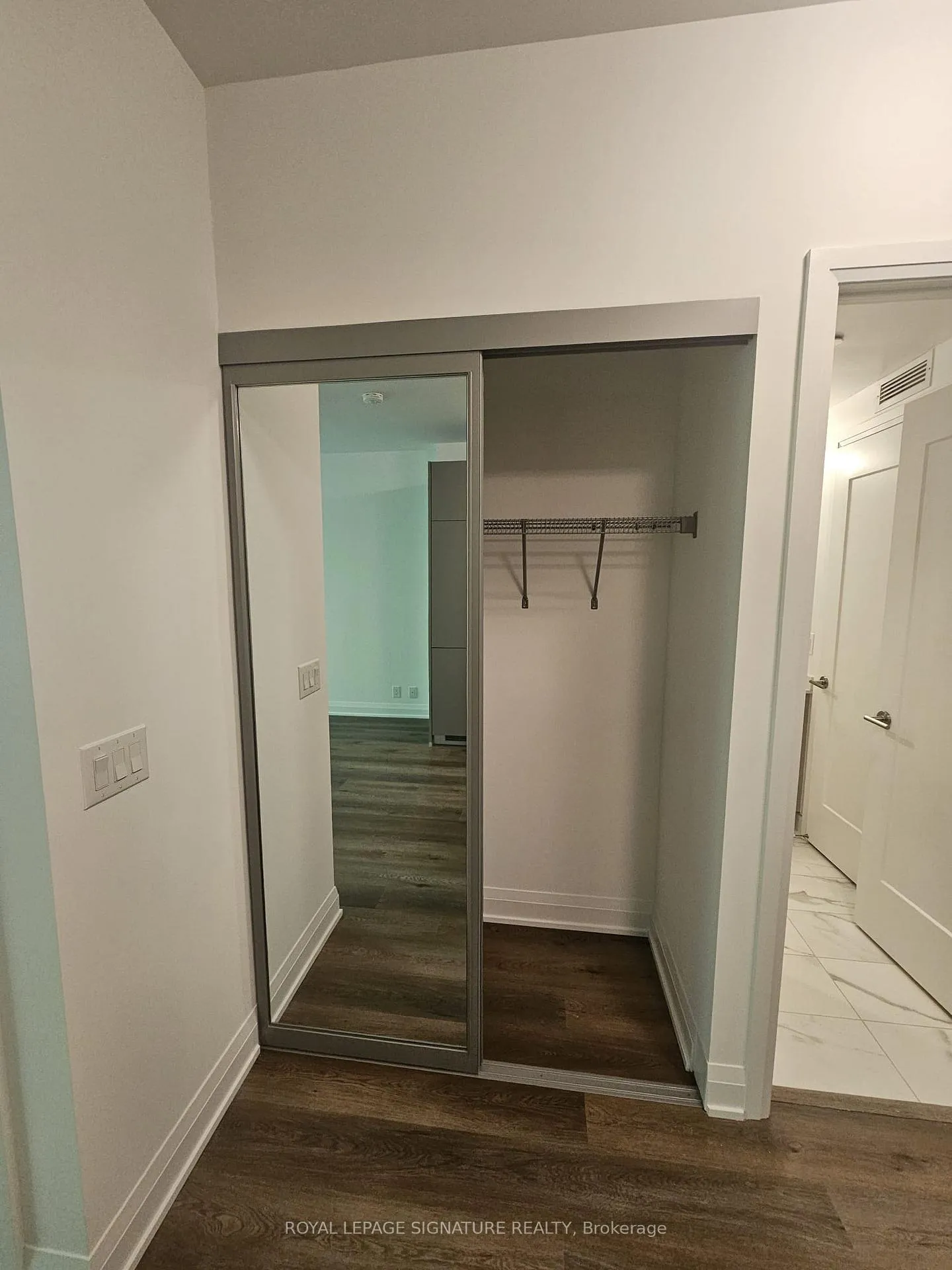 Photo 9 of Unit 208, 65 Broadway Avenue, Toronto, Mount Pleasant West — HOMEH