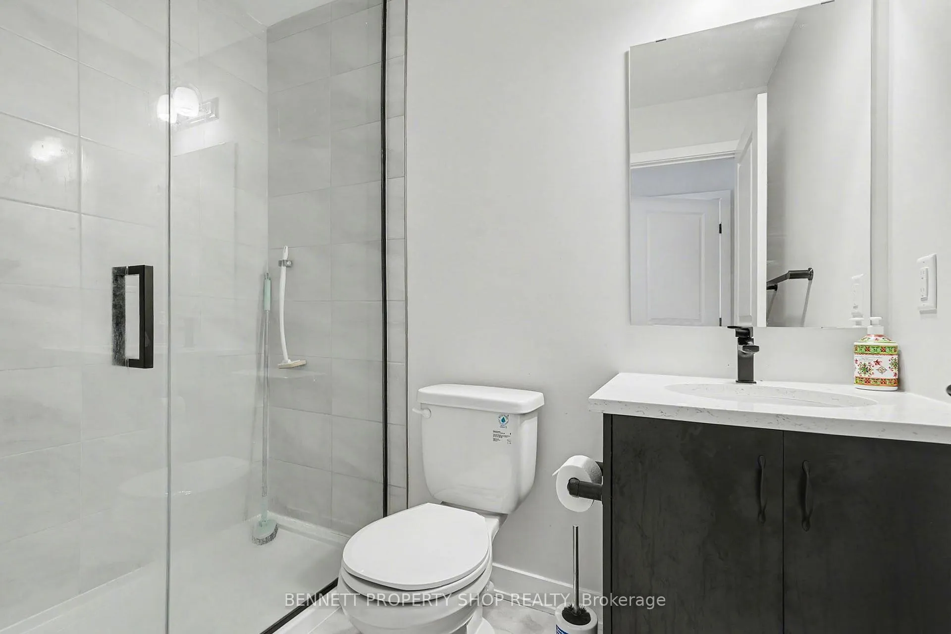 Photo 8 of 2412 Watercolours Way, Ottawa, Barrhaven - Half Moon Bay — HOMEH