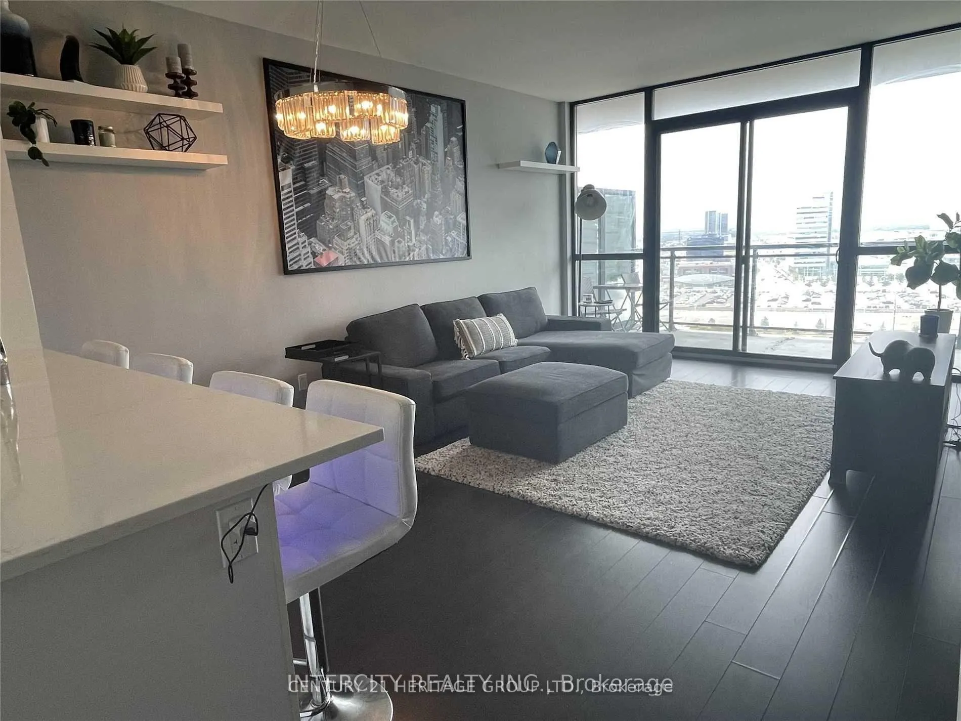 Photo 4 of Unit 1407, 2910 Highway 7, Vaughan, Concord — HOMEH