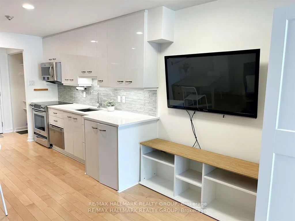 Photo 10 of Unit 12, 202 St Patrick Street, Ottawa, Lower Town/Byward Market — HOMEH