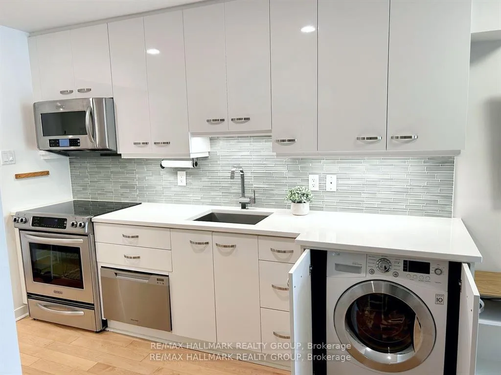 Photo 11 of Unit 12, 202 St Patrick Street, Ottawa, Lower Town/Byward Market — HOMEH