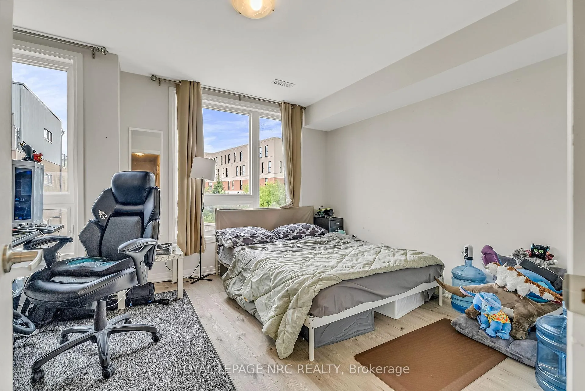Photo 22 of 1670 Pleasure Valley Path, Oshawa, Samac — HOMEH