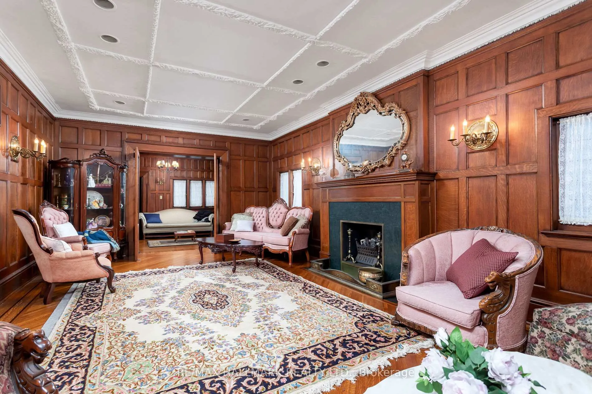 Photo 3 of 60 Indian Grove, Toronto, High Park-Swansea — HOMEH