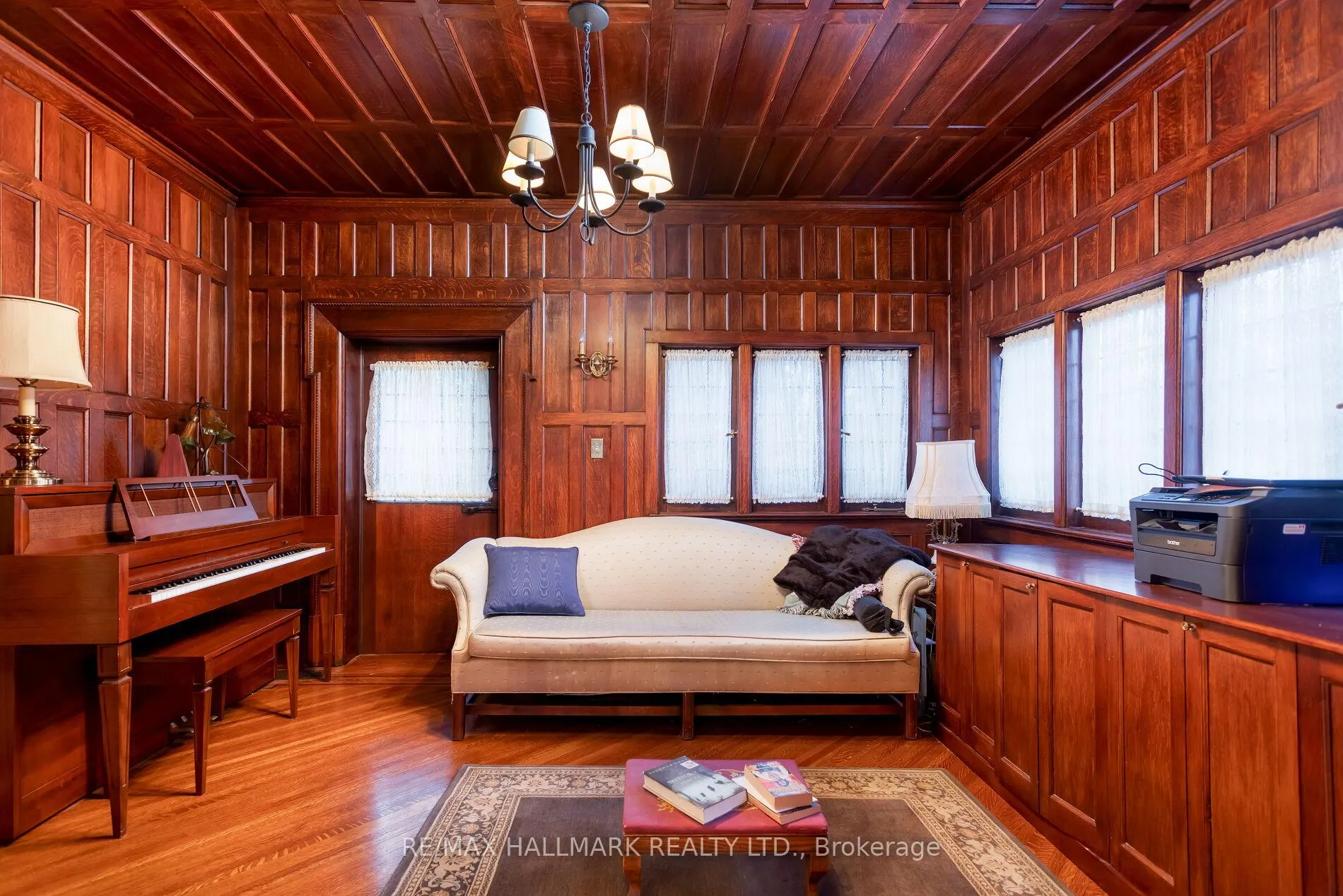 Photo 4 of 60 Indian Grove, Toronto, High Park-Swansea — HOMEH