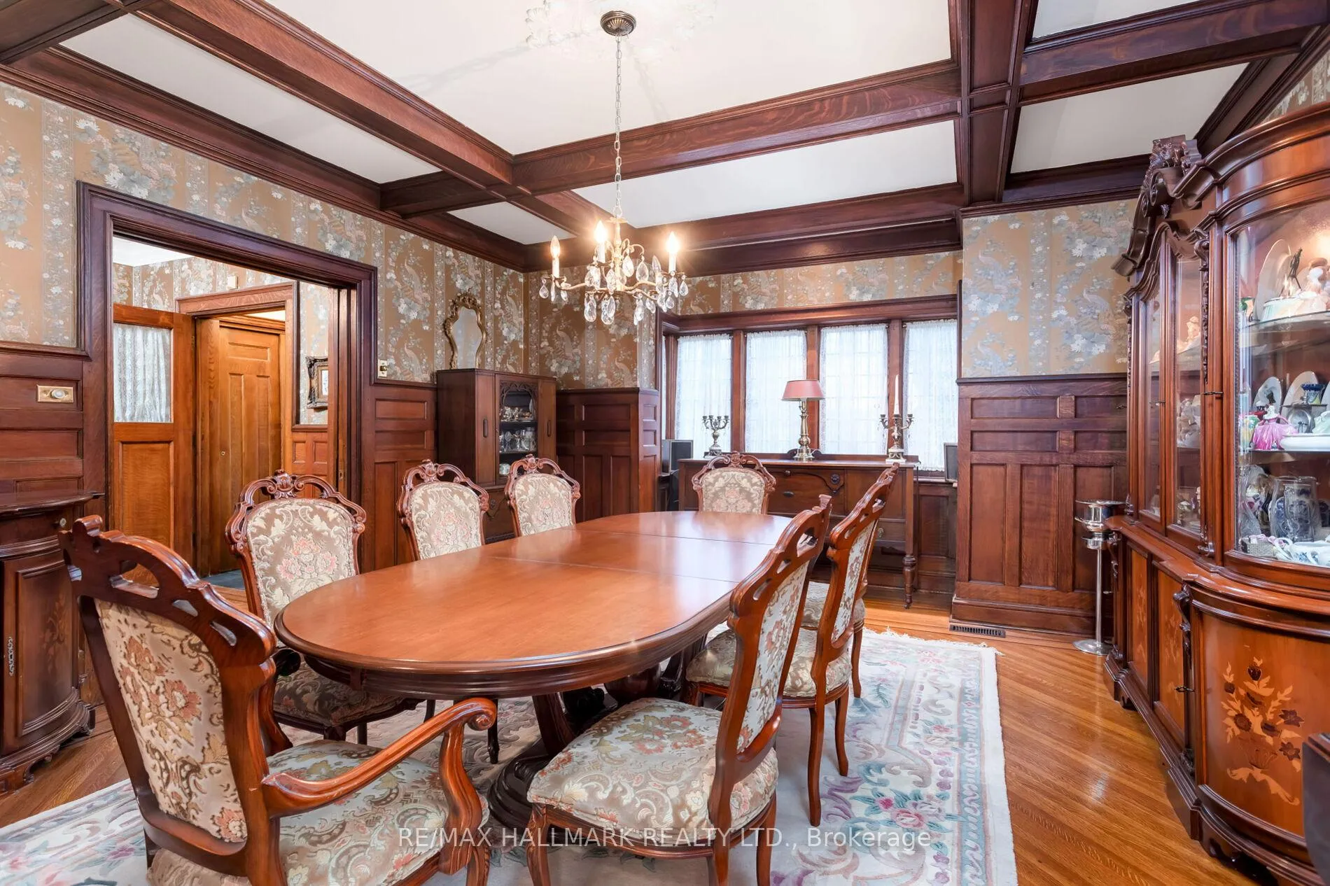 Photo 5 of 60 Indian Grove, Toronto, High Park-Swansea — HOMEH