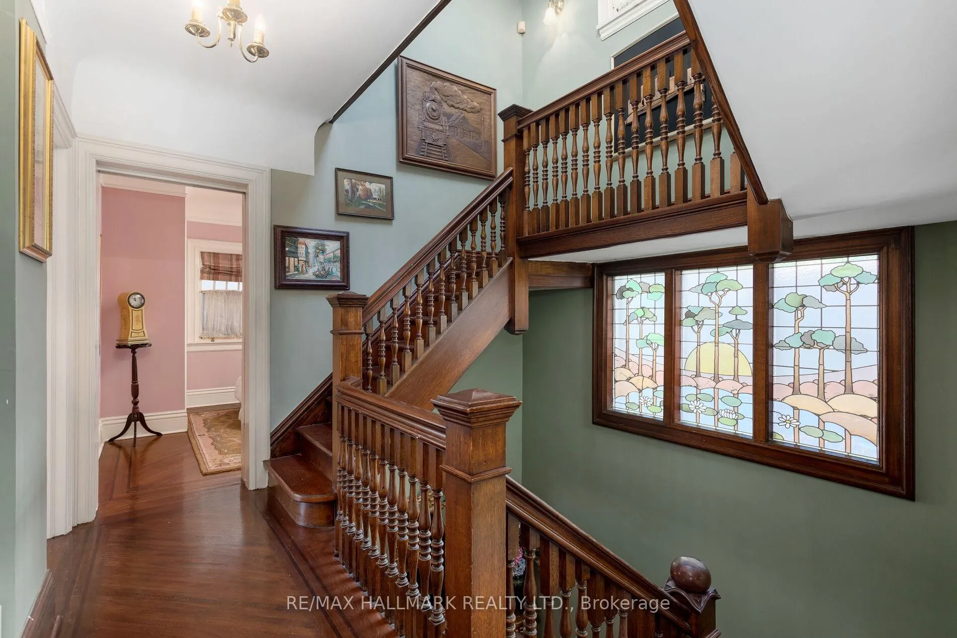 Photo 8 of 60 Indian Grove, Toronto, High Park-Swansea — HOMEH