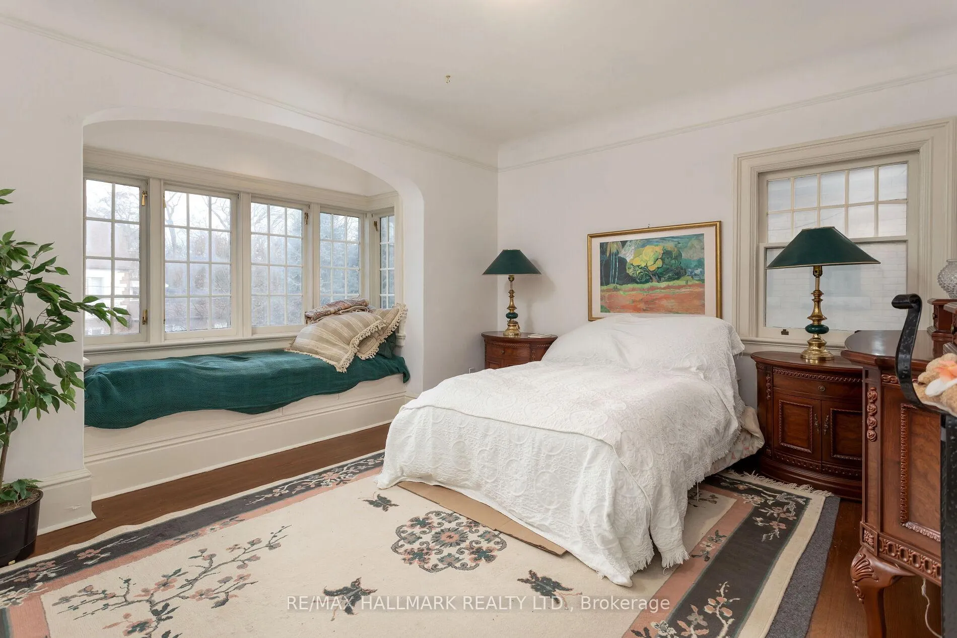 Photo 9 of 60 Indian Grove, Toronto, High Park-Swansea — HOMEH
