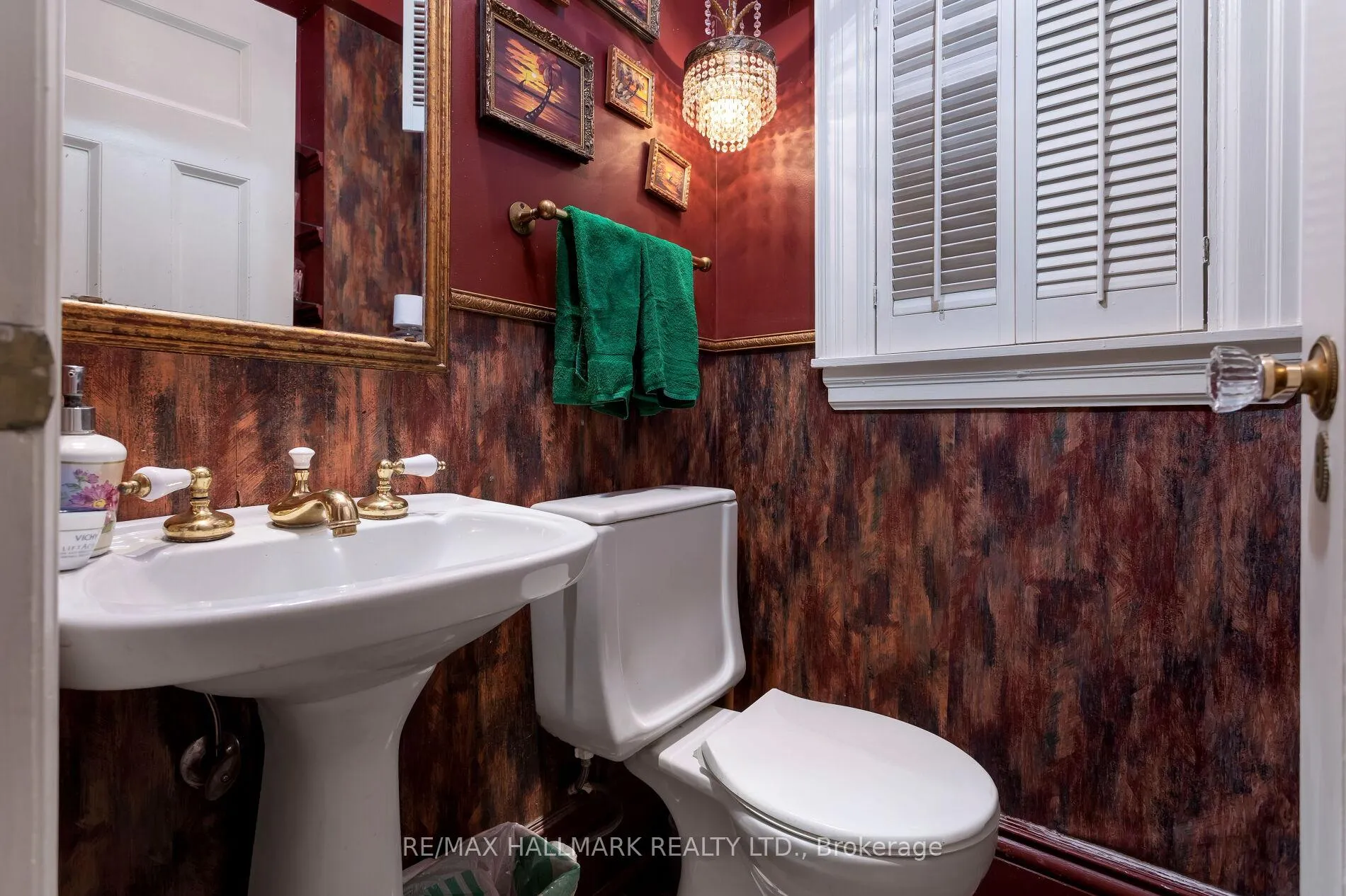 Photo 18 of 60 Indian Grove, Toronto, High Park-Swansea — HOMEH