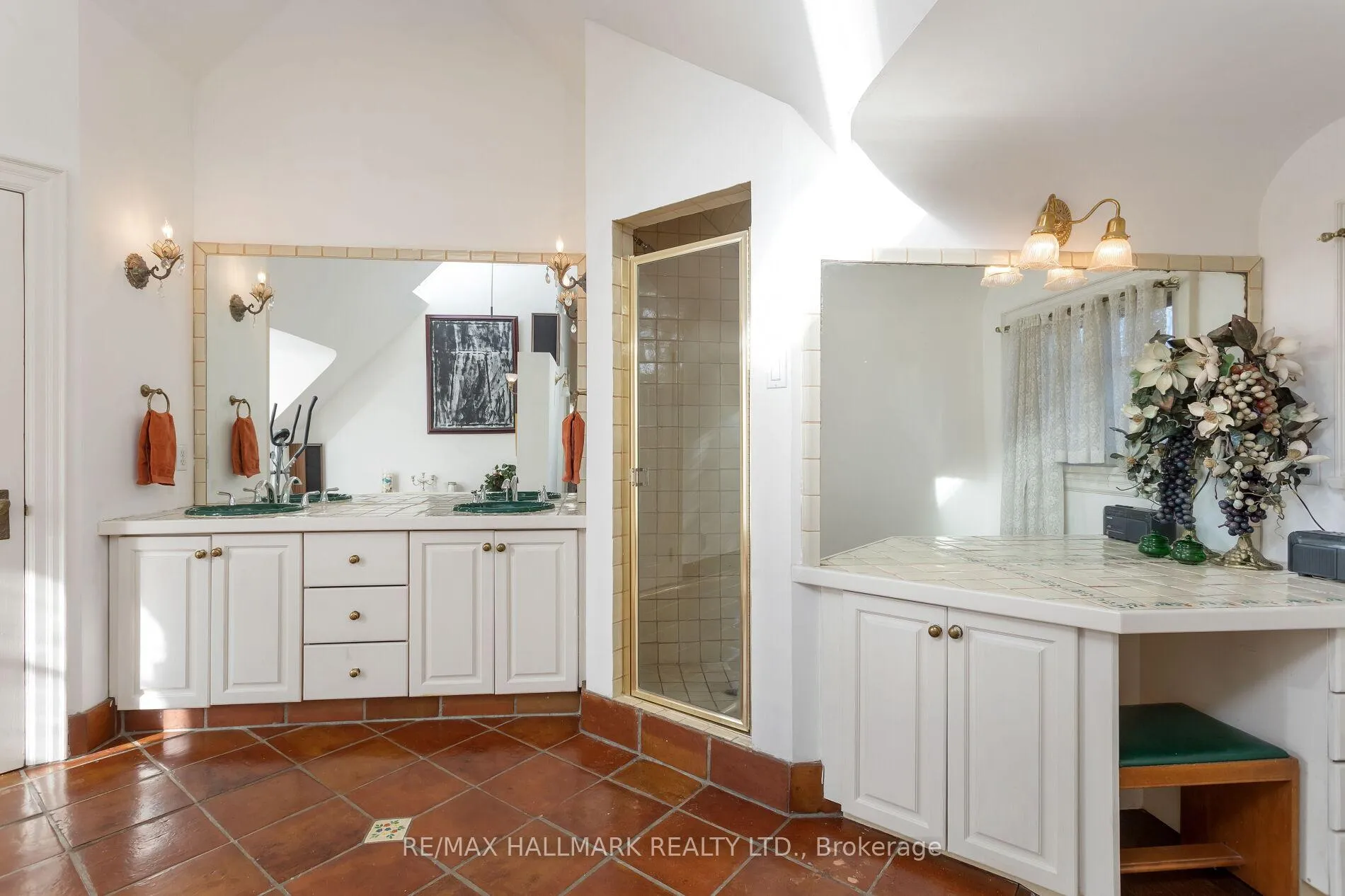 Photo 21 of 60 Indian Grove, Toronto, High Park-Swansea — HOMEH