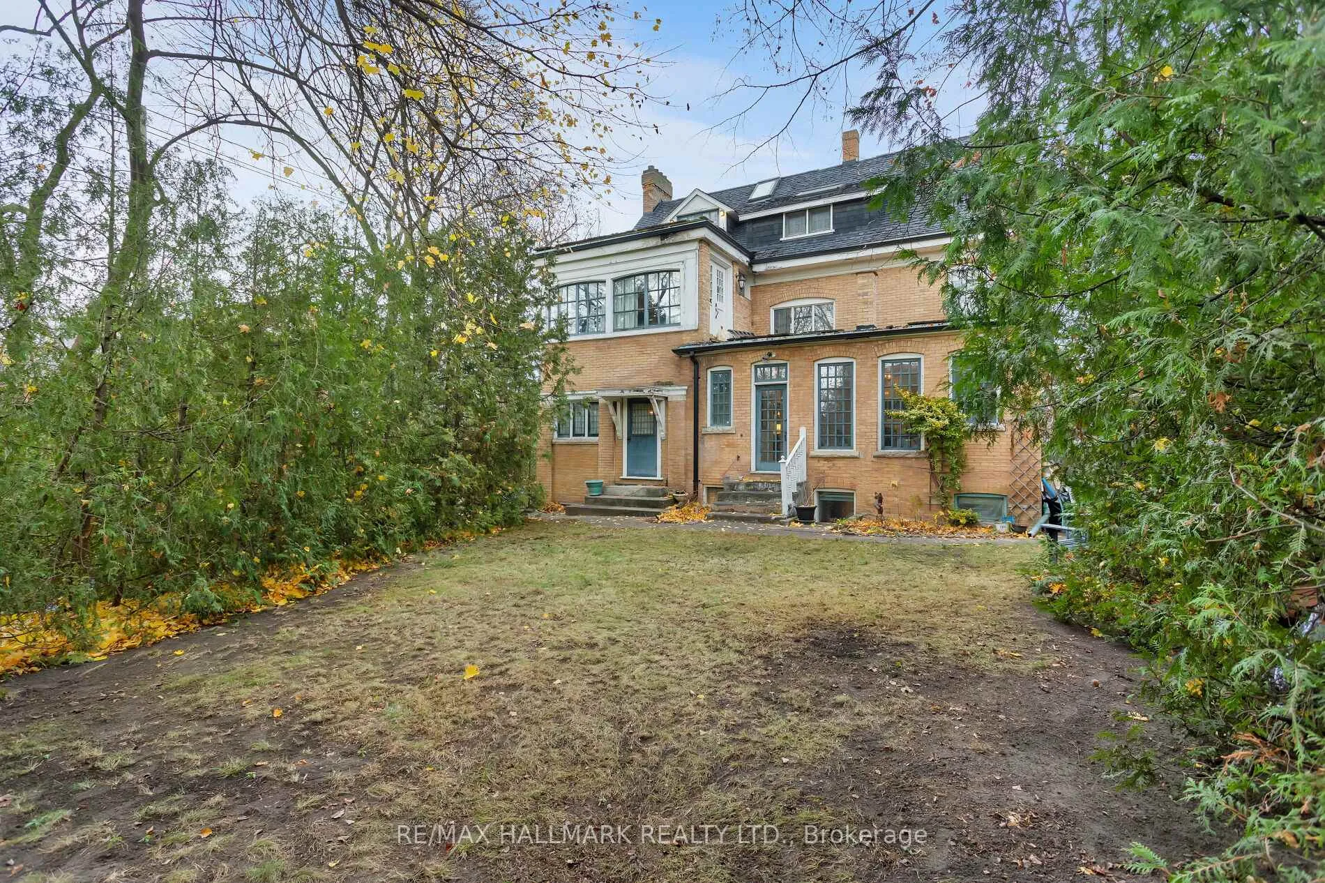 Photo 26 of 60 Indian Grove, Toronto, High Park-Swansea — HOMEH