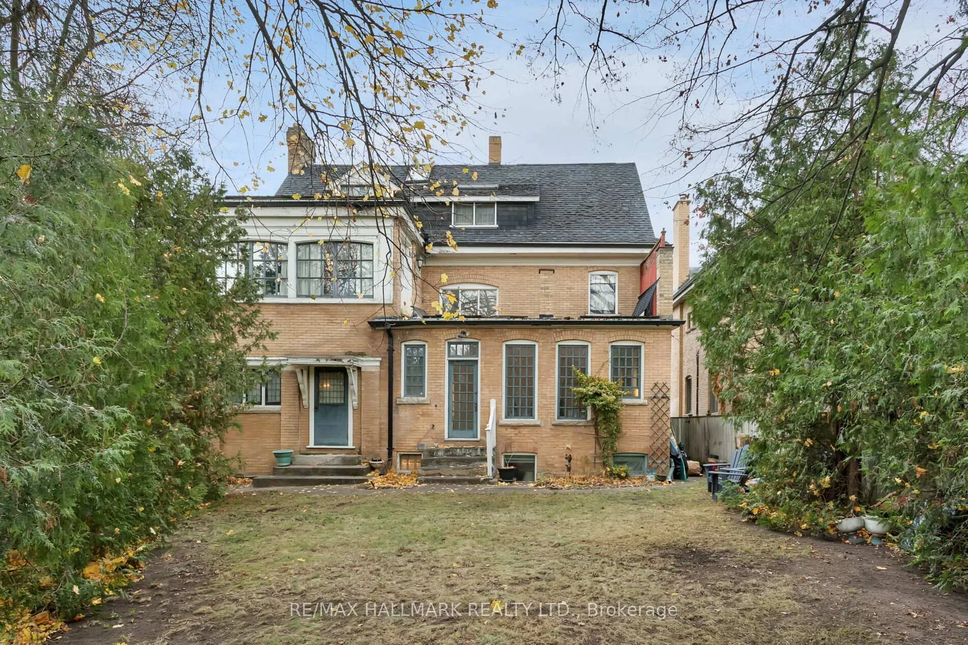 Photo 29 of 60 Indian Grove, Toronto, High Park-Swansea — HOMEH