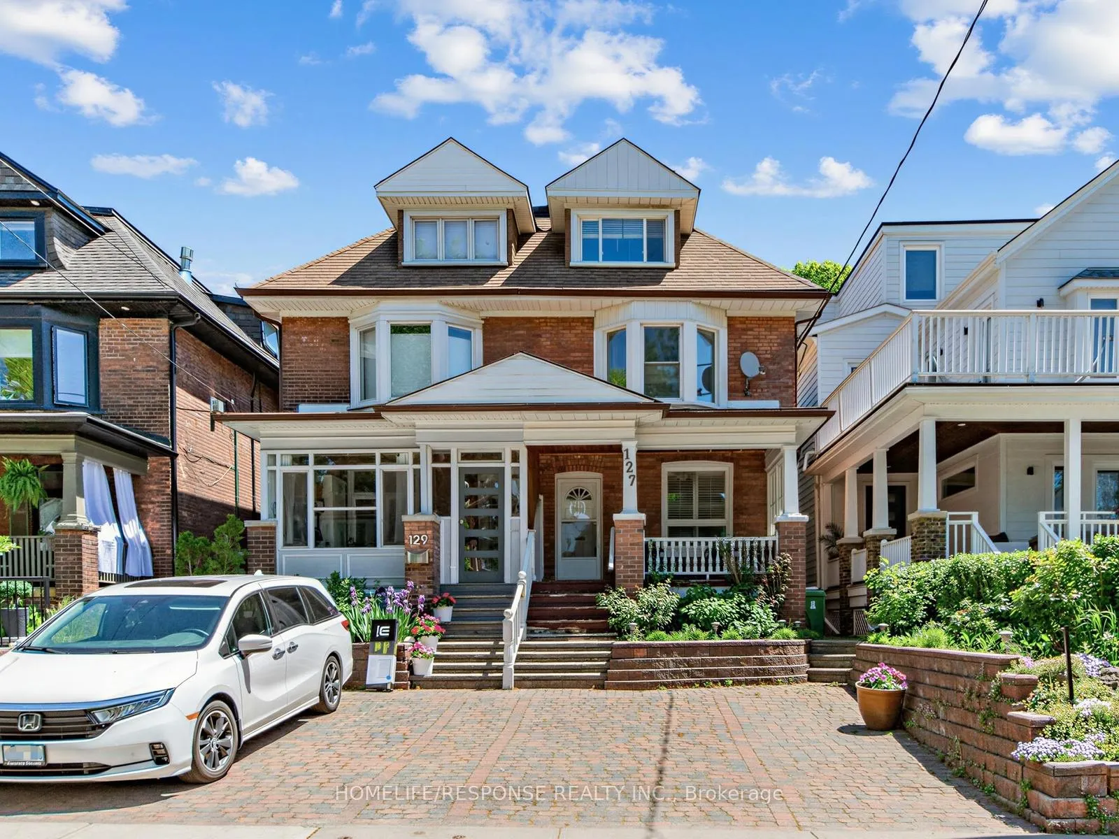 Photo 1 of 127 Lee Avenue, Toronto, The Beaches — HOMEH