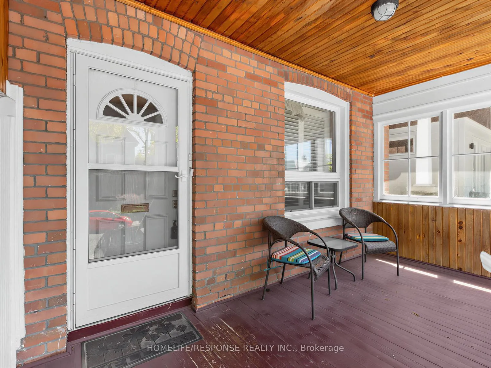 Photo 3 of 127 Lee Avenue, Toronto, The Beaches — HOMEH