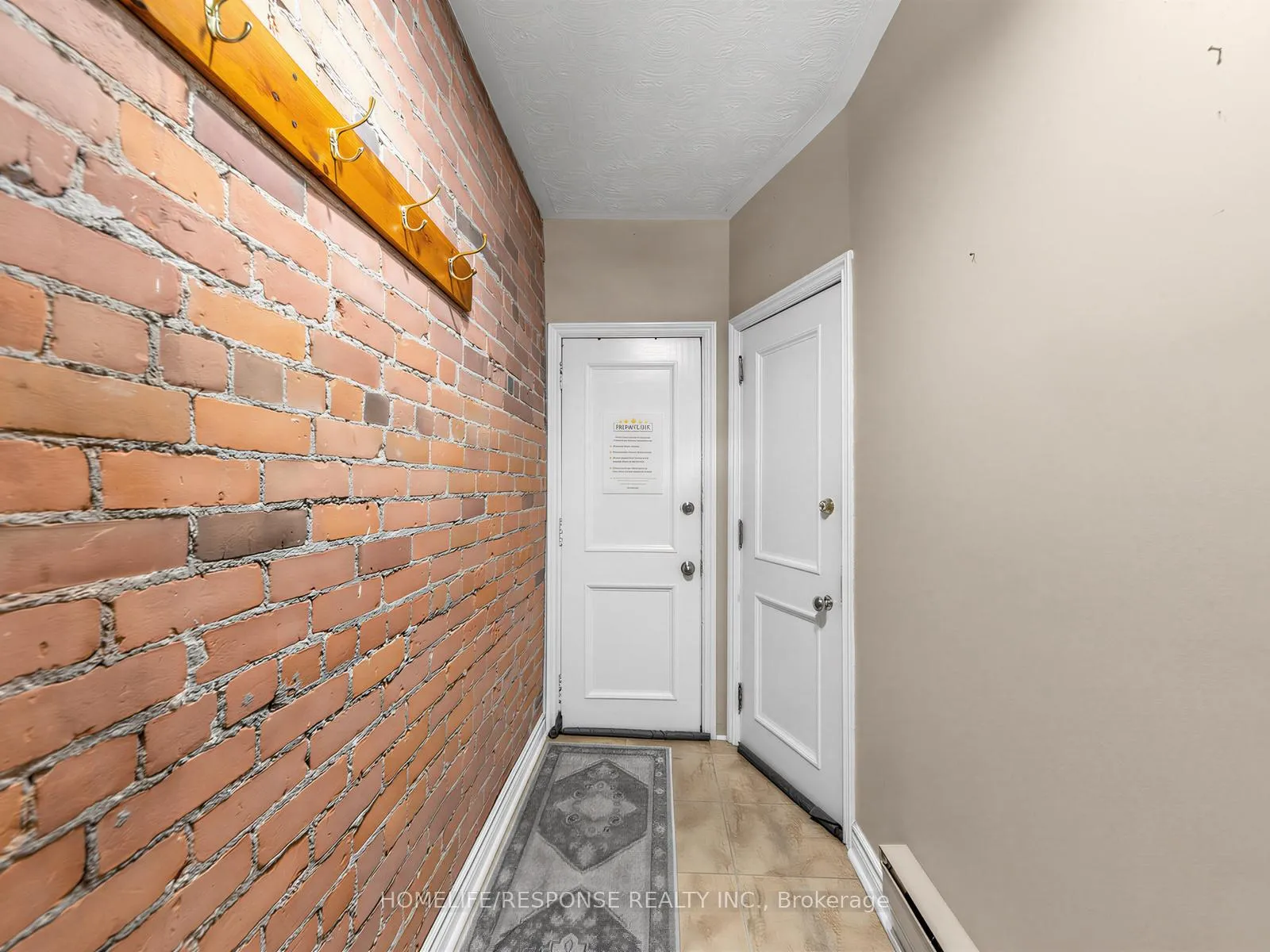 Photo 4 of 127 Lee Avenue, Toronto, The Beaches — HOMEH