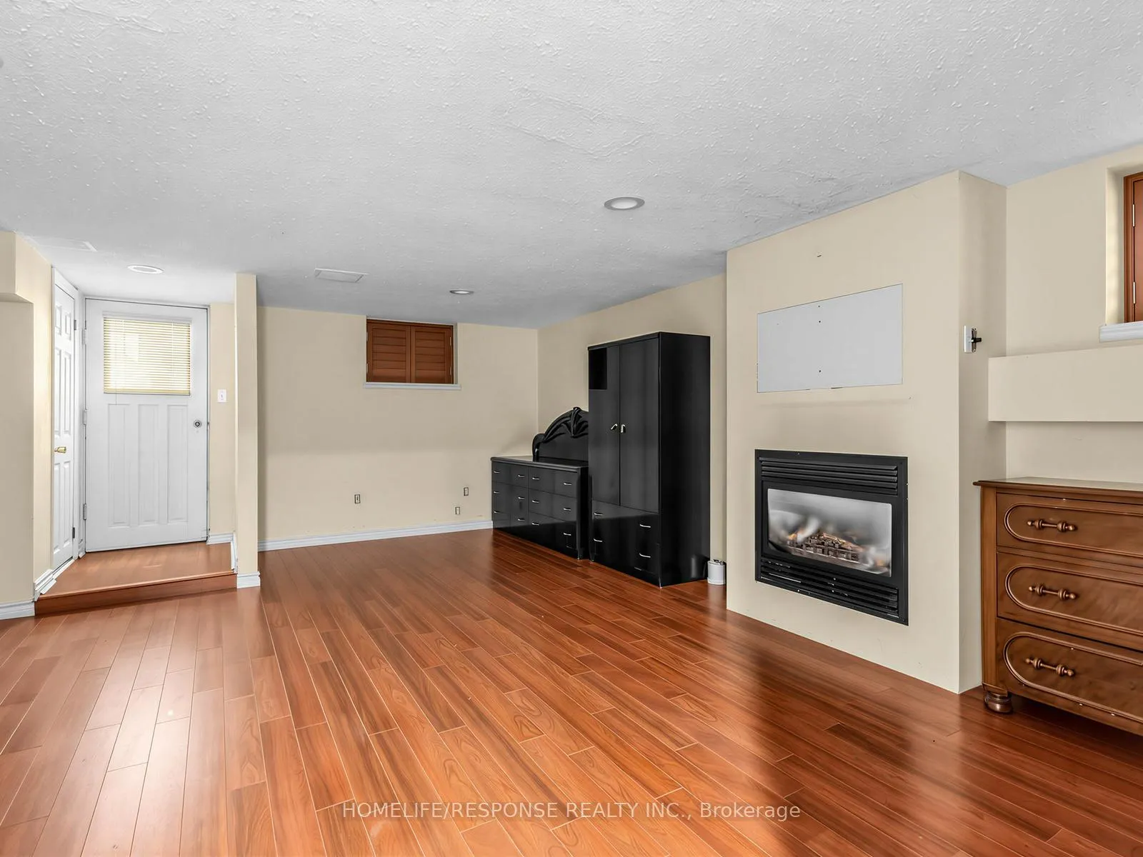 Photo 17 of 127 Lee Avenue, Toronto, The Beaches — HOMEH