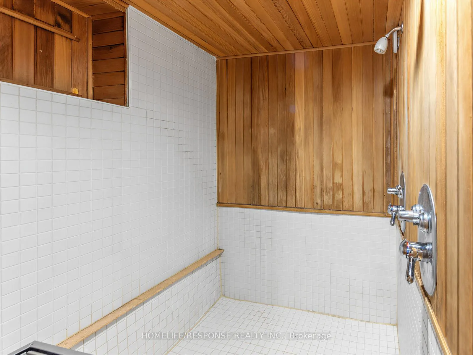 Photo 21 of 127 Lee Avenue, Toronto, The Beaches — HOMEH