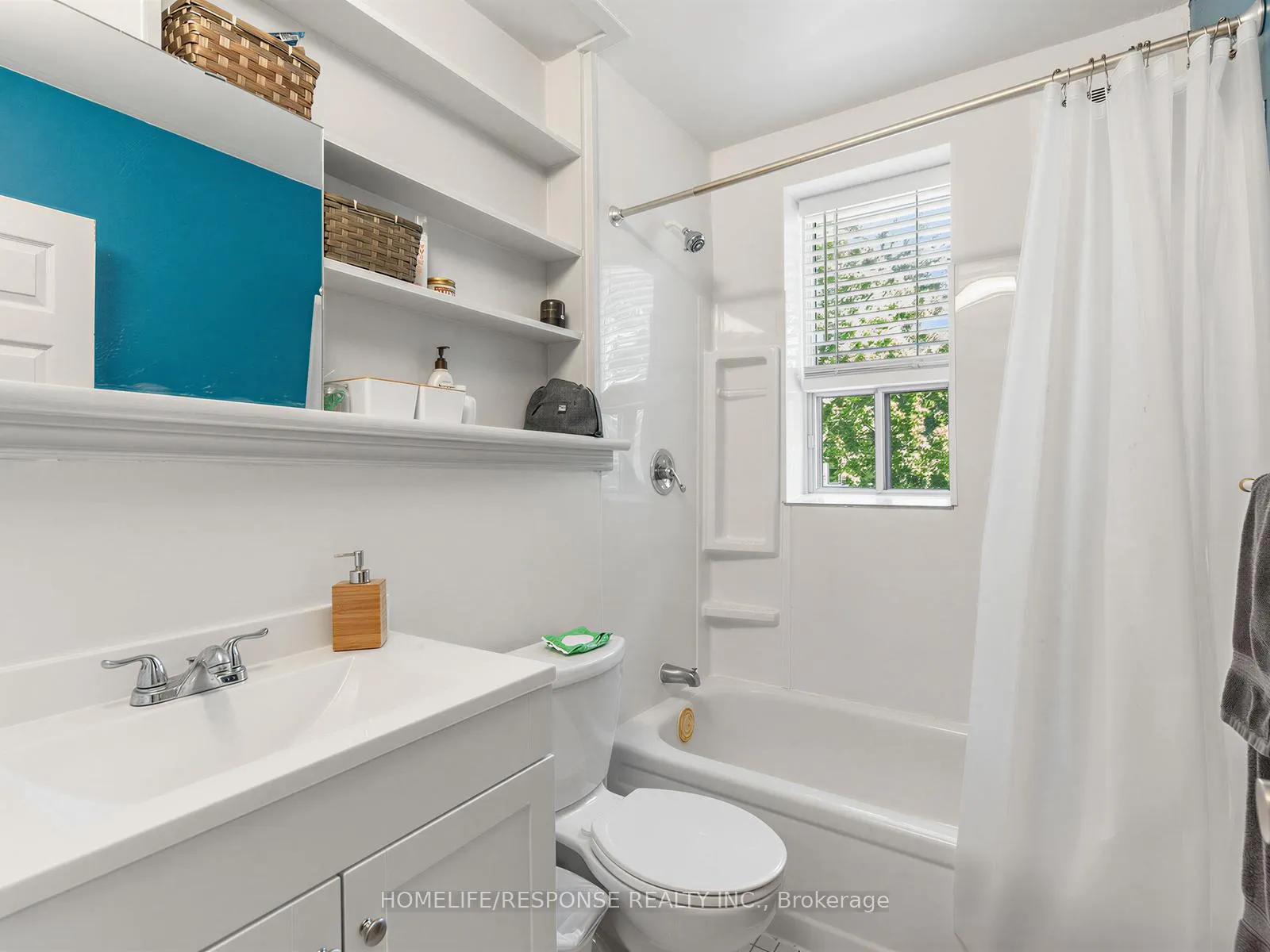 Photo 24 of 127 Lee Avenue, Toronto, The Beaches — HOMEH