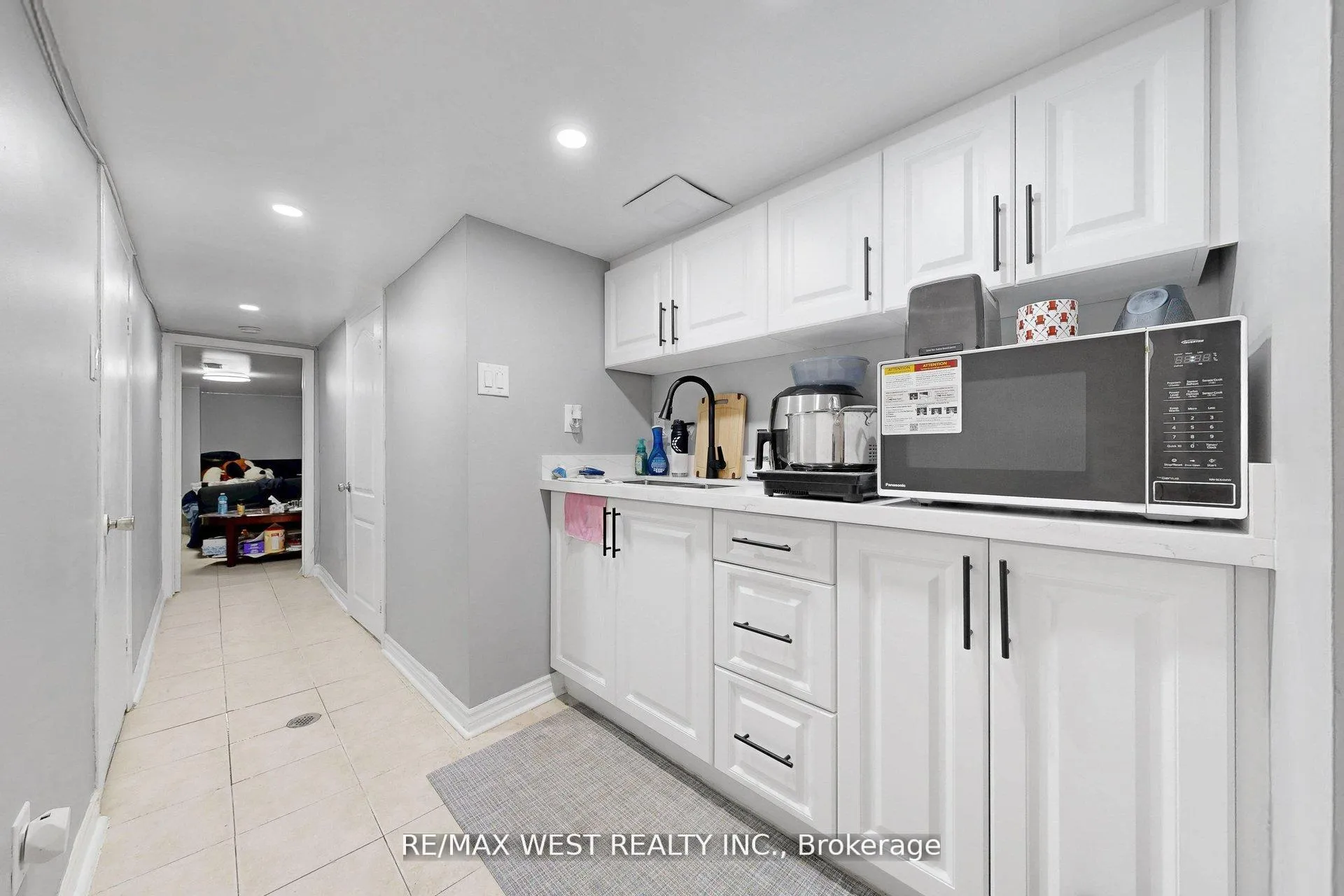 Photo 20 of 538 McRoberts Avenue, Toronto, Caledonia-Fairbank — HOMEH