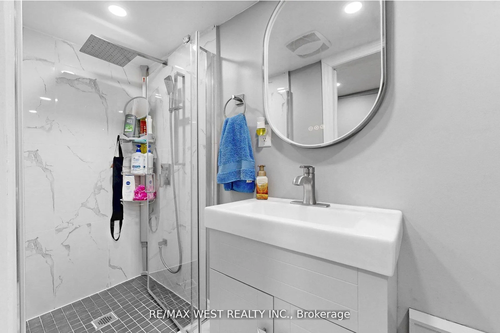 Photo 22 of 538 McRoberts Avenue, Toronto, Caledonia-Fairbank — HOMEH
