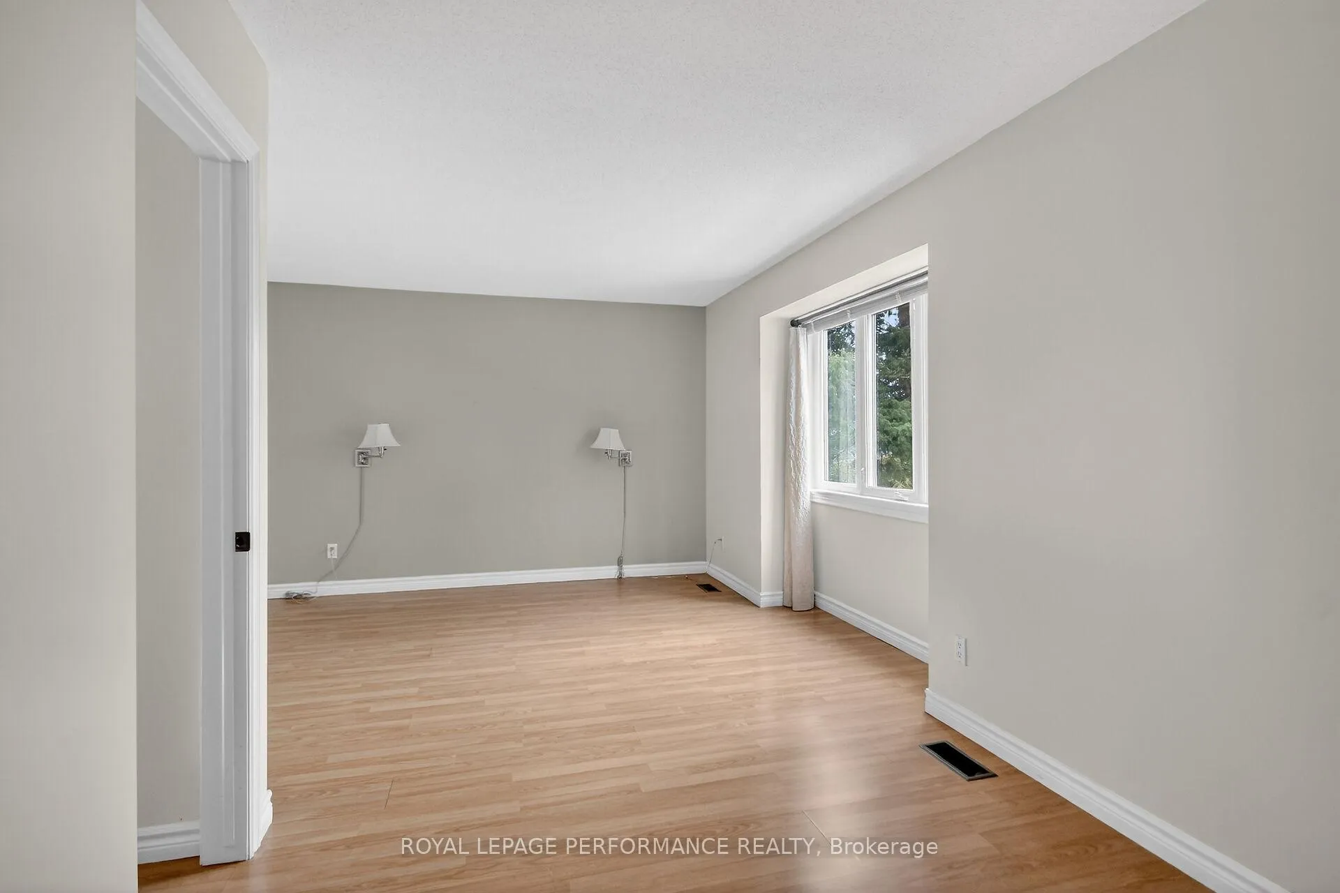 Photo 26 of 15 Hallowell Court, Ottawa, Arlington Woods — HOMEH