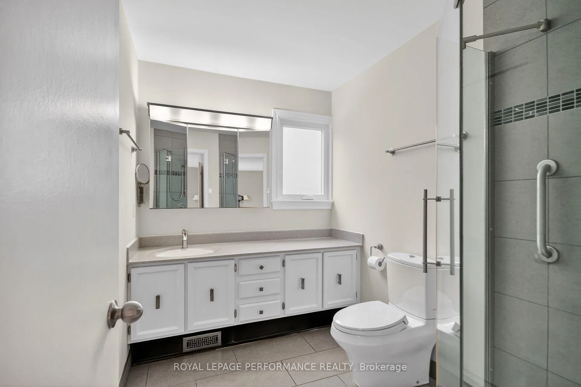 Photo 29 of 15 Hallowell Court, Ottawa, Arlington Woods — HOMEH