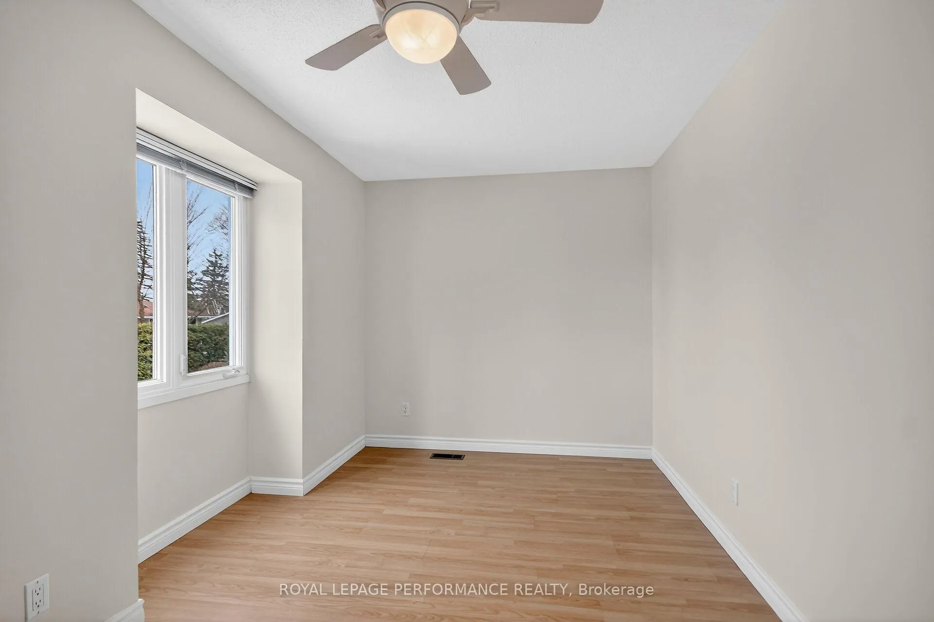 Photo 33 of 15 Hallowell Court, Ottawa, Arlington Woods — HOMEH