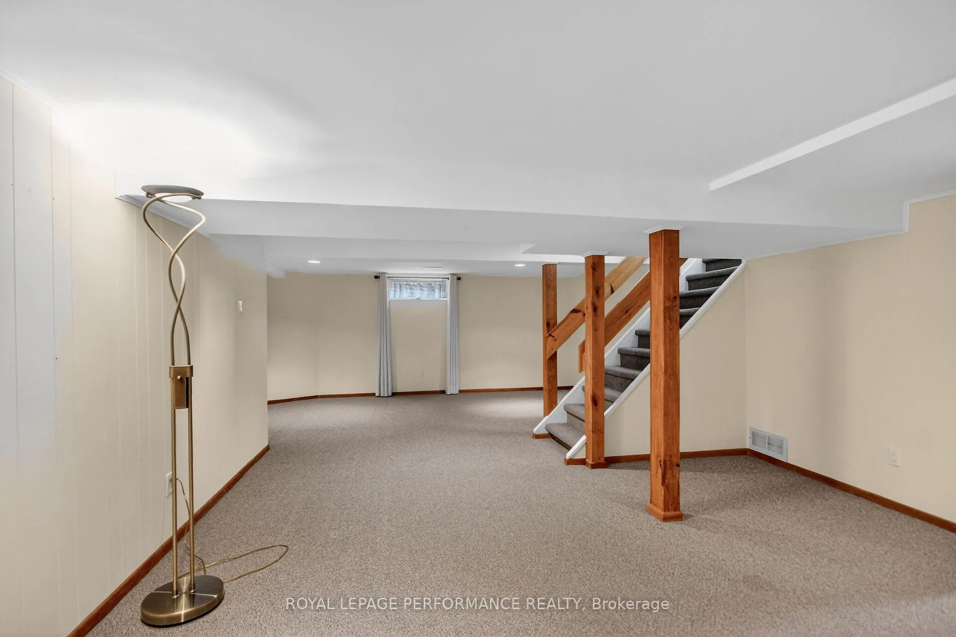 Photo 39 of 15 Hallowell Court, Ottawa, Arlington Woods — HOMEH